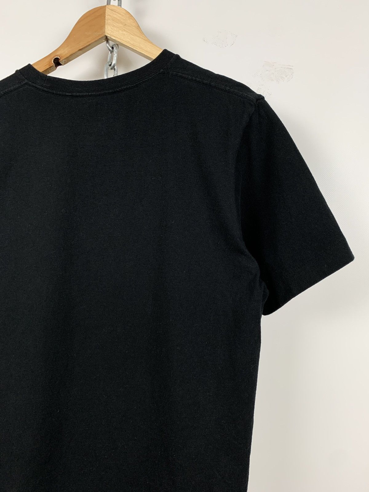 Kaws × Uniqlo Vintage Uniqlo x Kaws x Sesame Street Black T-Shirt Size US M / EU 48-50 / 2 - 9 Thumbnail