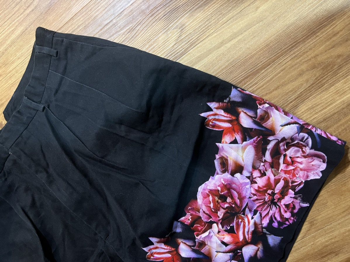 Givenchy Givenchy SS14 Runway Flower Shorts Ricardo Tisci Floral 36 Size US 36 / EU 52 - 9 Thumbnail