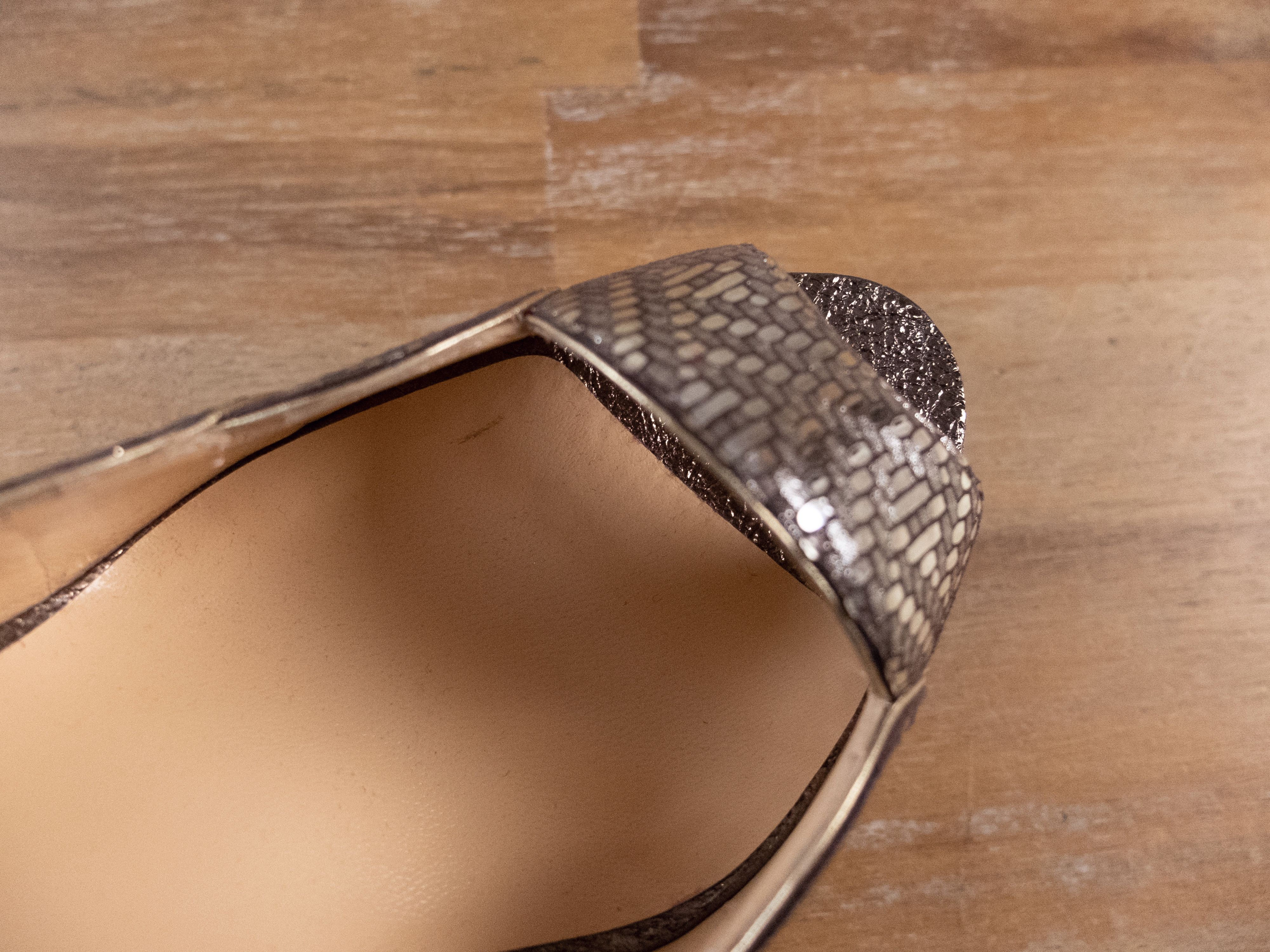Christian Louboutin CHRISTIAN LOUBOUTIN Torsatoe art deco silver platform pumps Size US 10 / IT 40 - 10 Thumbnail
