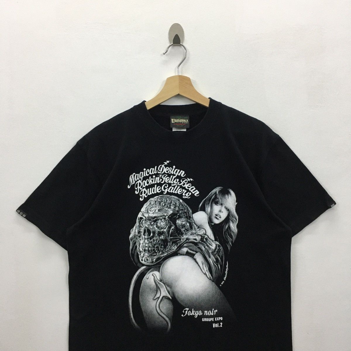Japanese Brand Rare EROSTIKA Rockin Jelly Bean Sexy Printed Tshirt Size US L / EU 52-54 / 3 - 8 Thumbnail