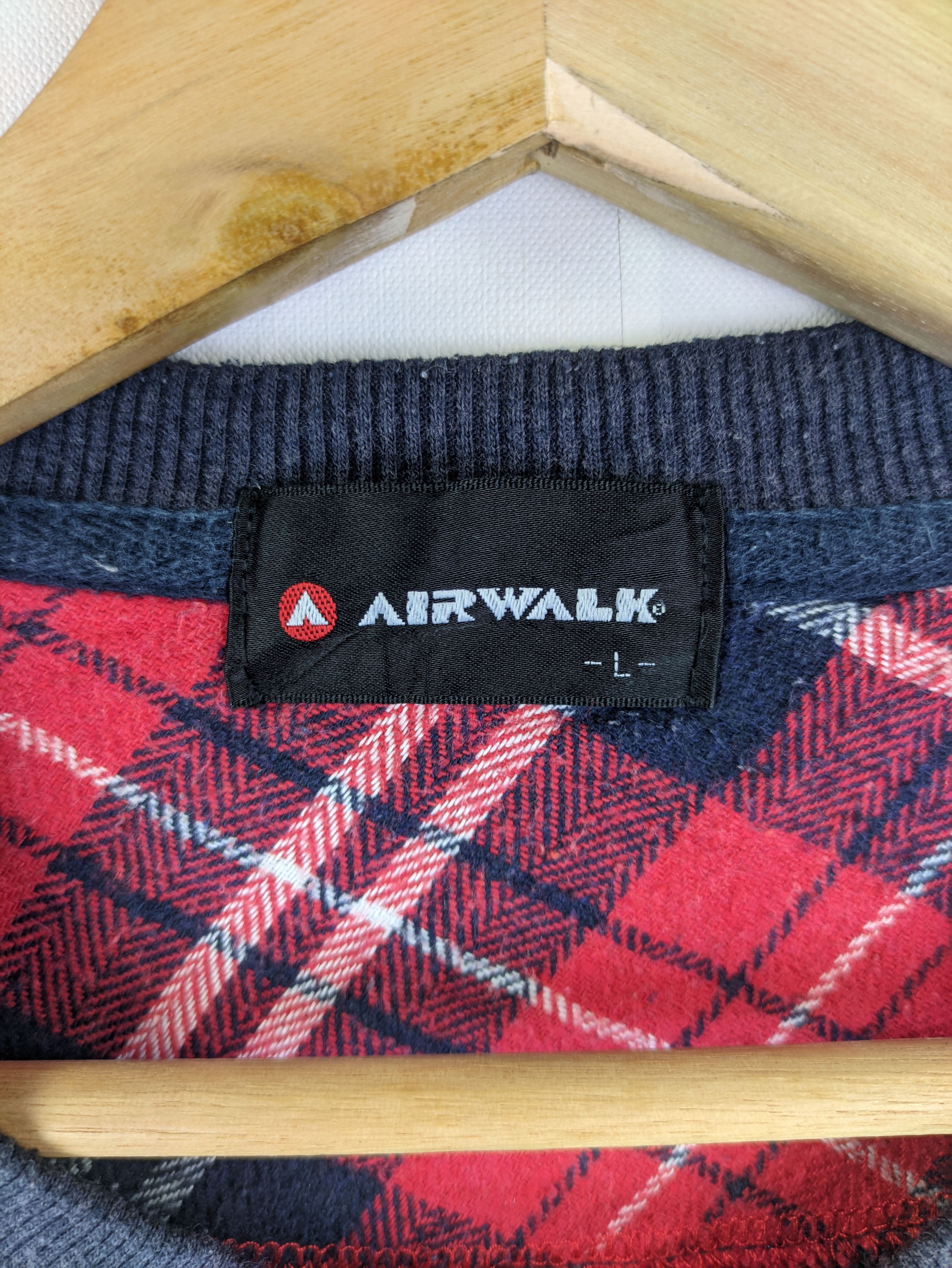 Airwalk Steals🔥Sweatshirt Pullover Airwalk Printed Size US M / EU 48-50 / 2 - 3 Thumbnail