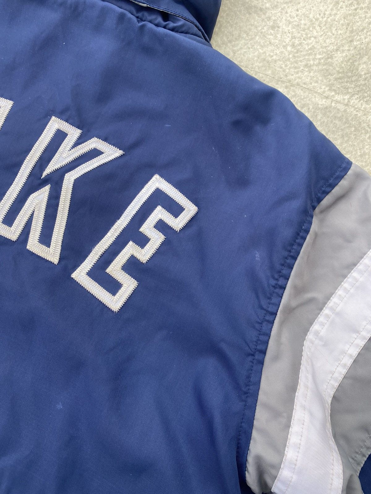 Nike Vintage 90s Nike Spell Out Light Jacket Size US S / EU 44-46 / 1 - 8 Thumbnail