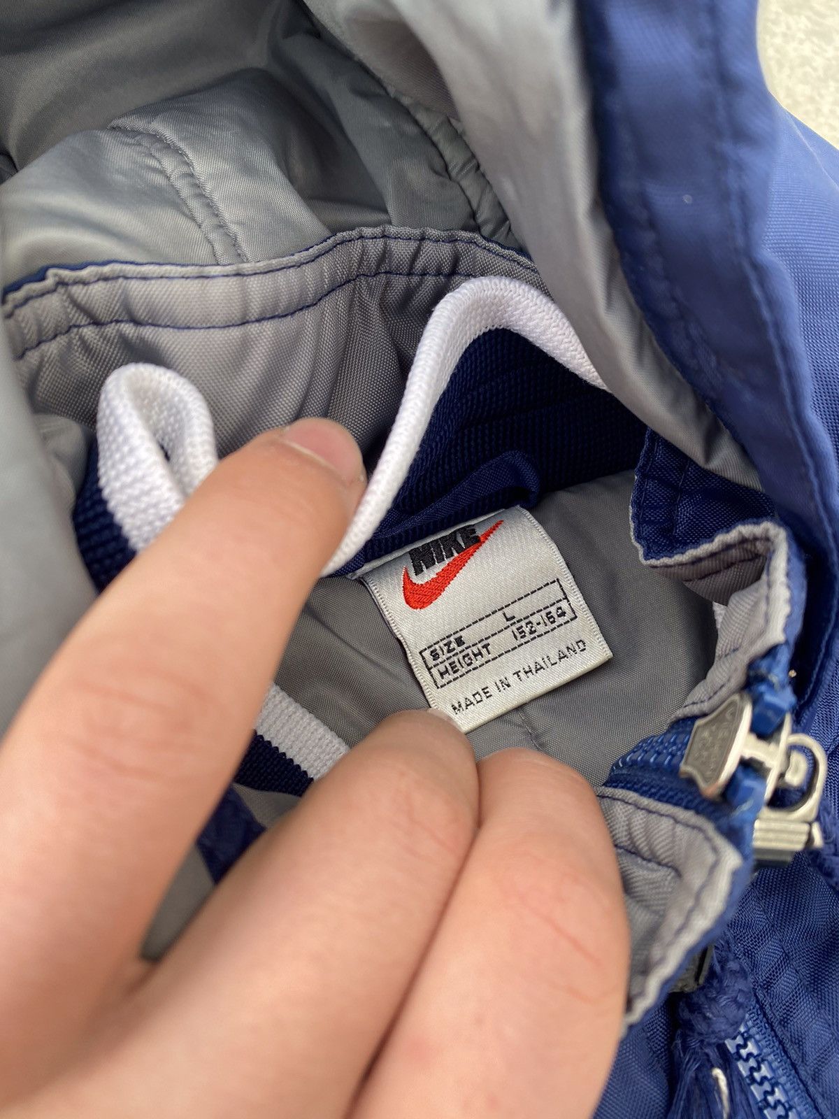 Nike Vintage 90s Nike Spell Out Light Jacket Size US S / EU 44-46 / 1 - 17 Thumbnail