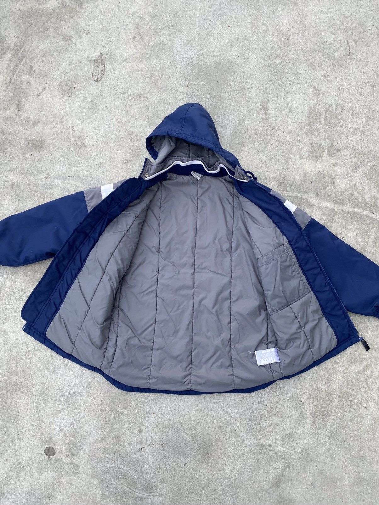 Nike Vintage 90s Nike Spell Out Light Jacket Size US S / EU 44-46 / 1 - 4 Thumbnail