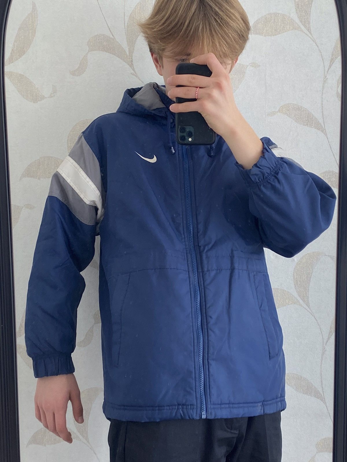 Nike Vintage 90s Nike Spell Out Light Jacket Size US S / EU 44-46 / 1 - 24 Thumbnail