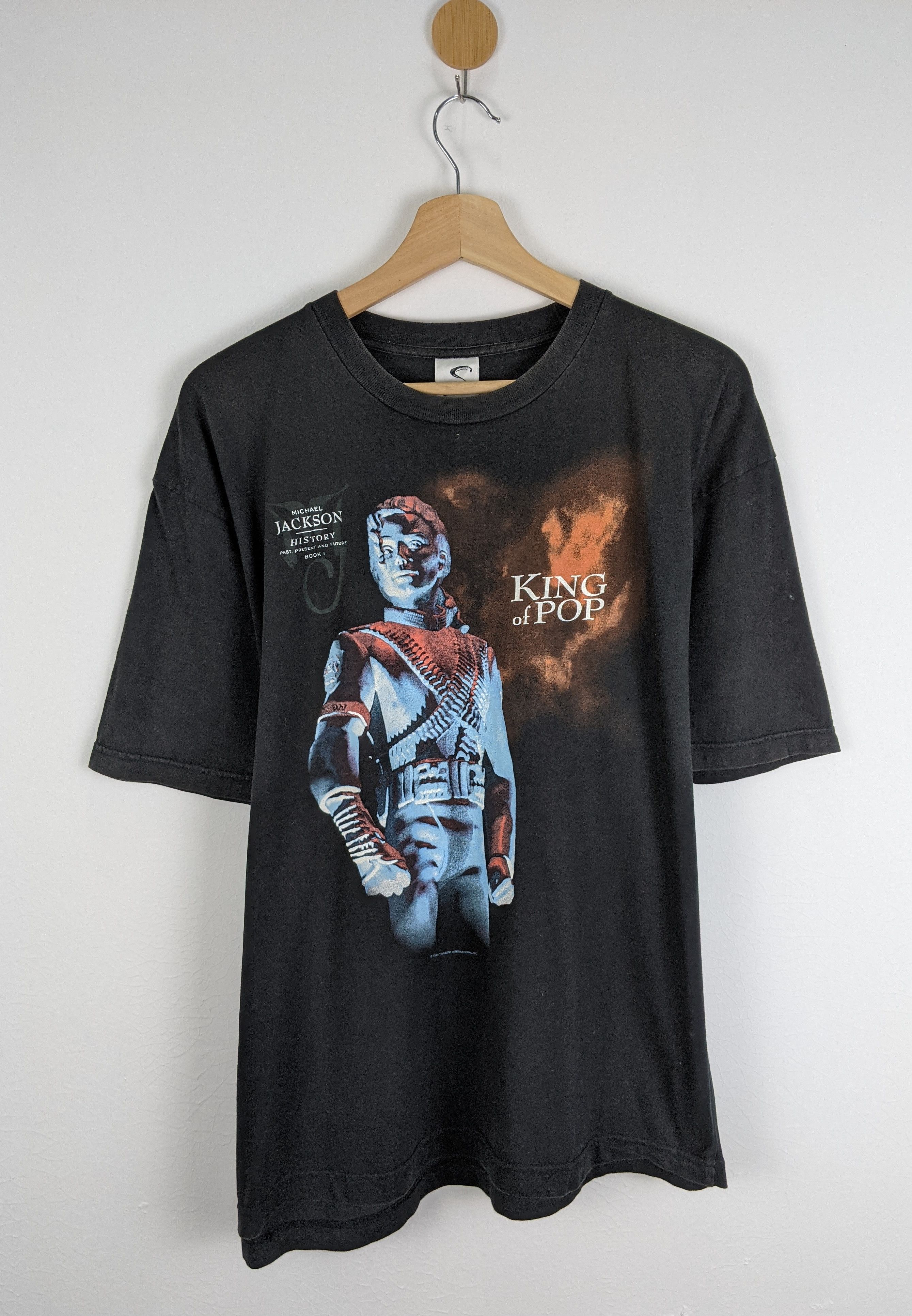 Michael Jackson Vintage Michael Jackson King of the Pop 90s 1994 shirt Size US L / EU 52-54 / 3 - 1 Thumbnail