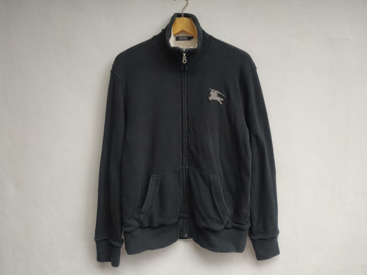 Burberry Black Label Light Cardigan Jacket