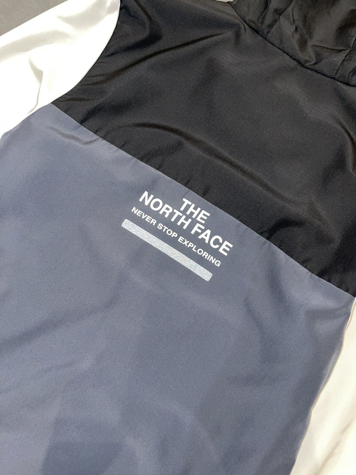 The North Face !DSWT! The North Face Multicolor Windbreaker Hooded Jacket Size US S / EU 44-46 / 1 - 13 Thumbnail