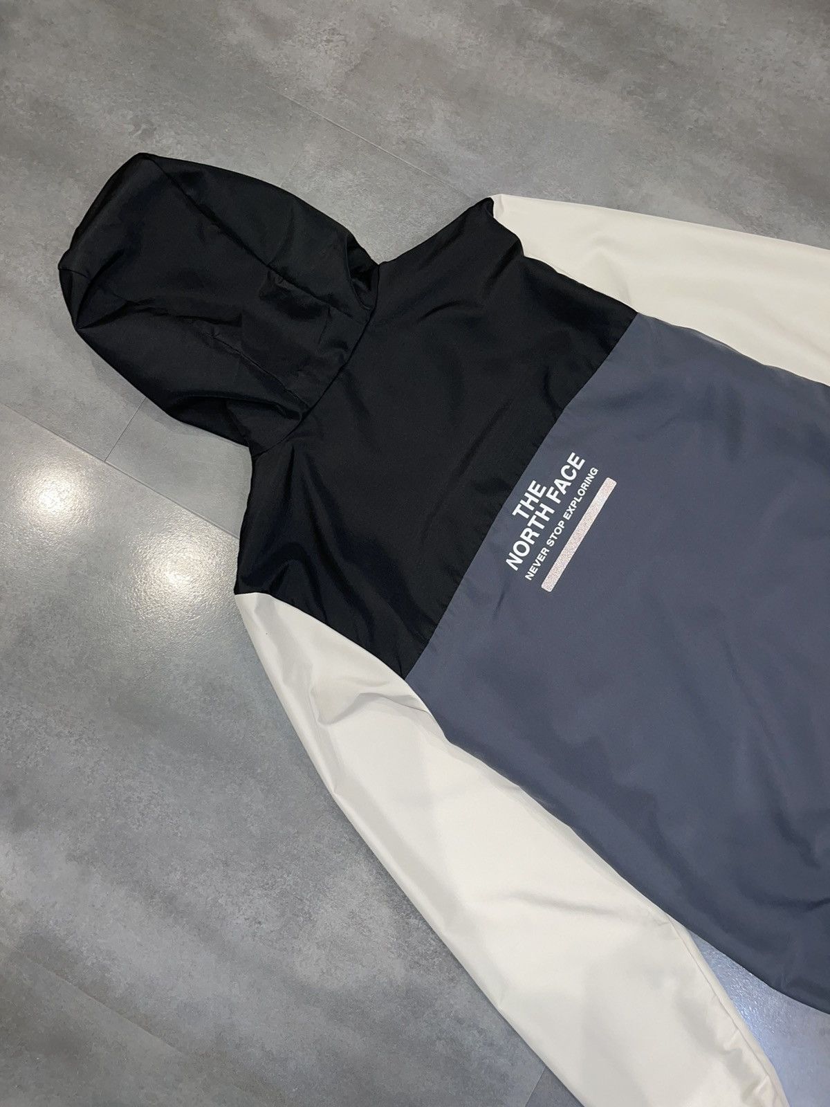The North Face !DSWT! The North Face Multicolor Windbreaker Hooded Jacket Size US S / EU 44-46 / 1 - 12 Thumbnail
