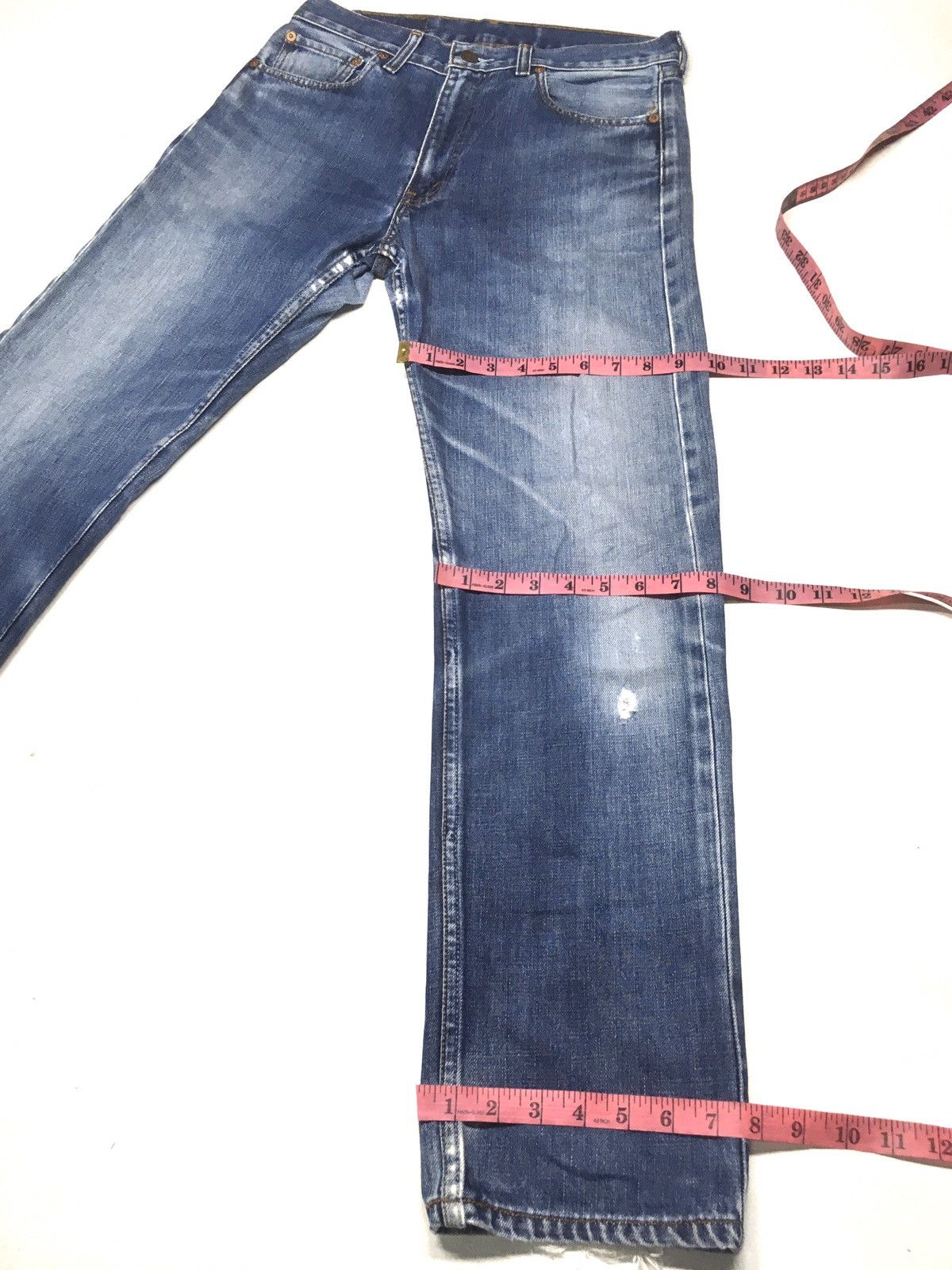 Levi's × Vintage Vintage 1998 Levi’s 505 blue wash distressed denim Size US 30 / EU 46 - 4 Thumbnail