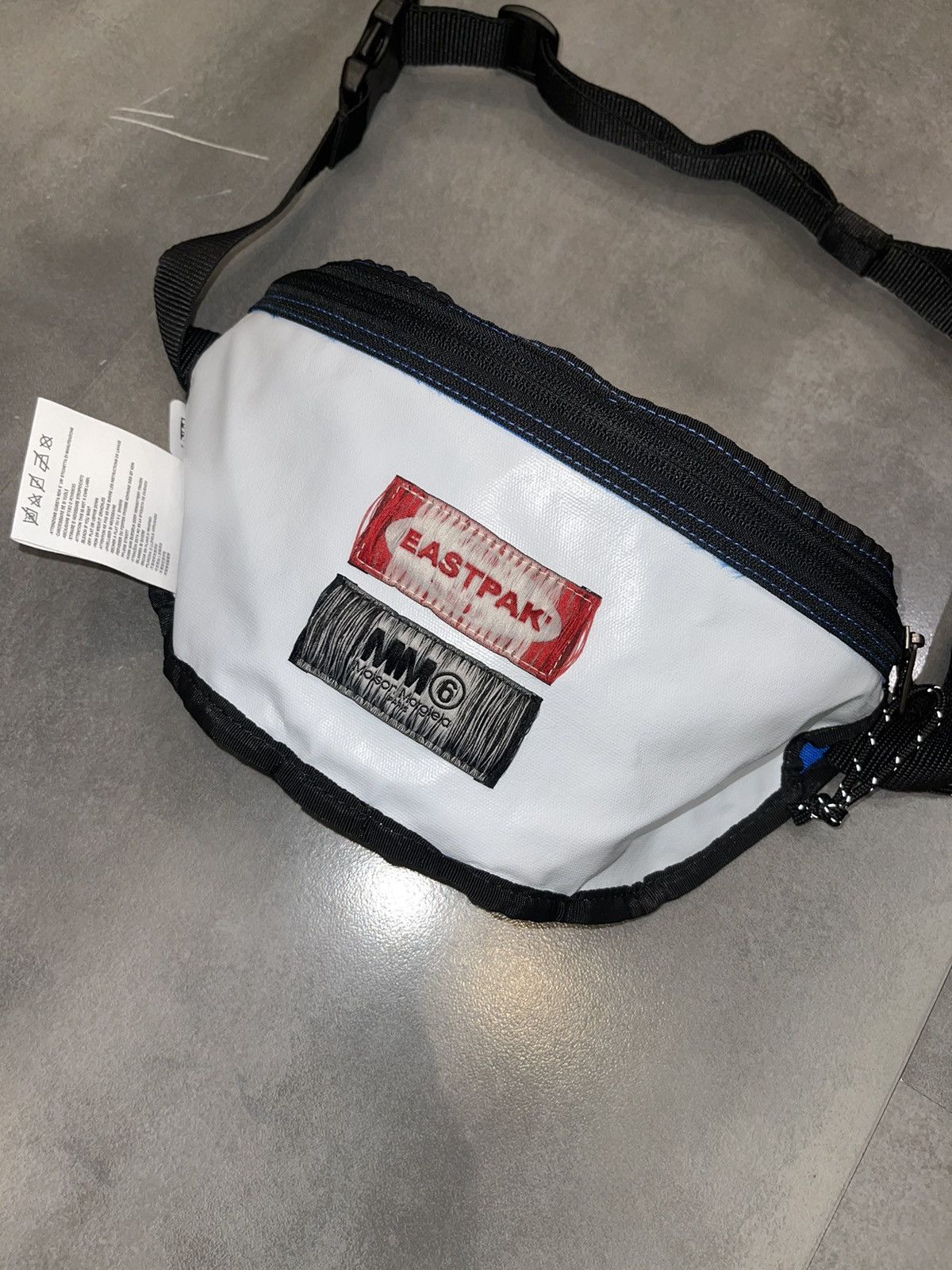 Eastpak × Maison Margiela !DS! Maison Margiela X Eastpak Reversible Blue Grey Bumbag Size ONE SIZE - 14 Thumbnail