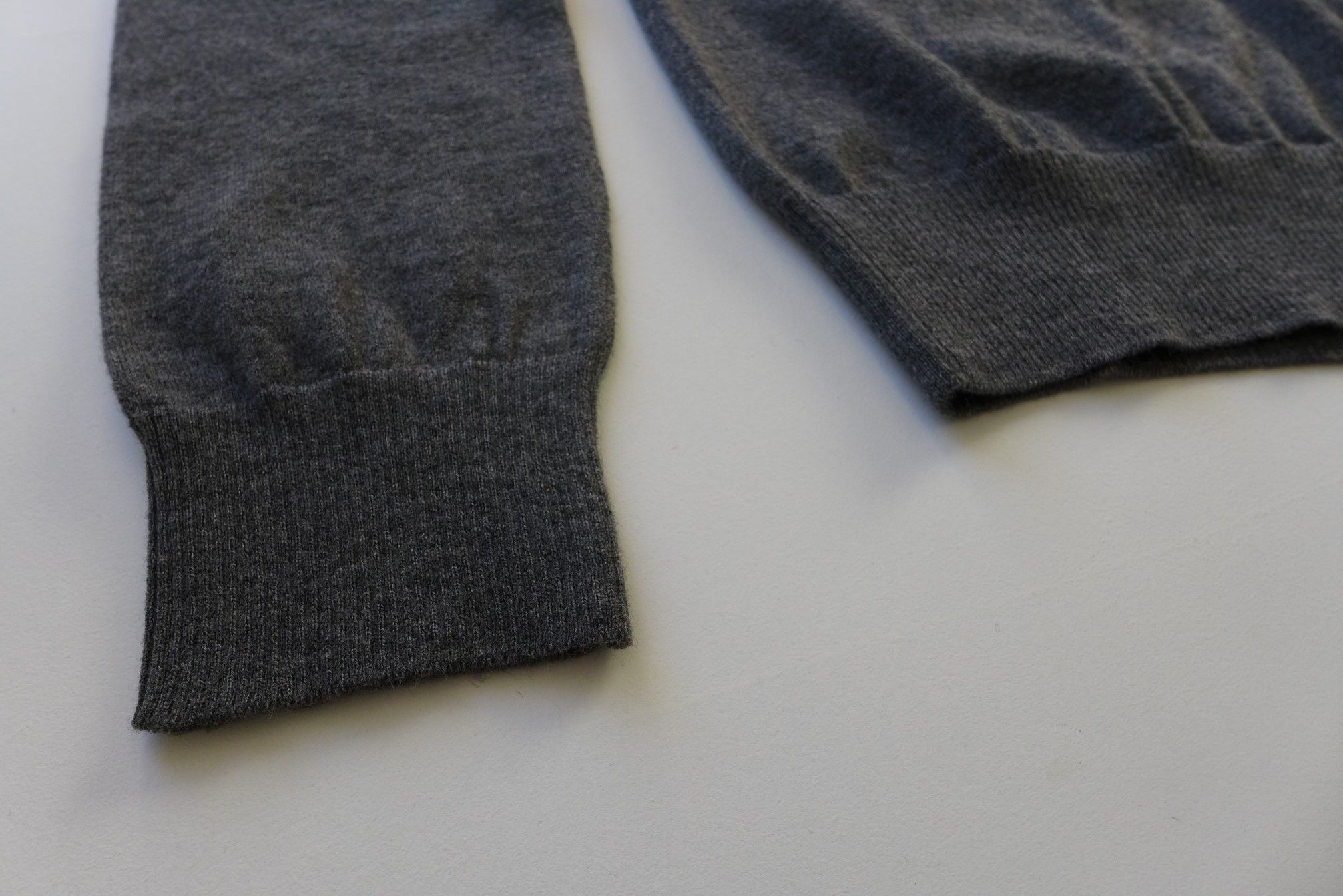 Maison Margiela Margiela Grey Cashmere Sweater Size US M / EU 48-50 / 2 - 7 Thumbnail