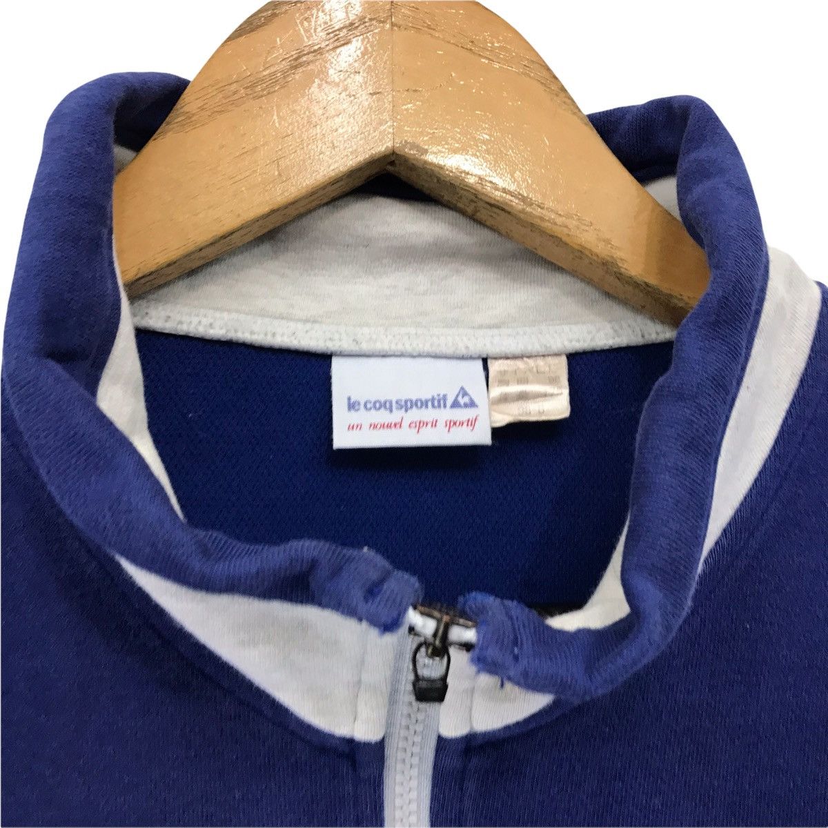 Le Coq Sportif × Sports Specialties × Vintage Vintage Le Coq Sportif Small Logo Sweatshirt Size US L / EU 52-54 / 3 - 8 Thumbnail