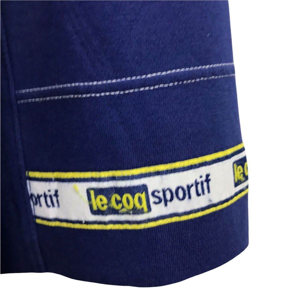 Le Coq Sportif × Sports Specialties × Vintage Vintage Le Coq Sportif Small Logo Sweatshirt Size US L / EU 52-54 / 3 - 5 Thumbnail