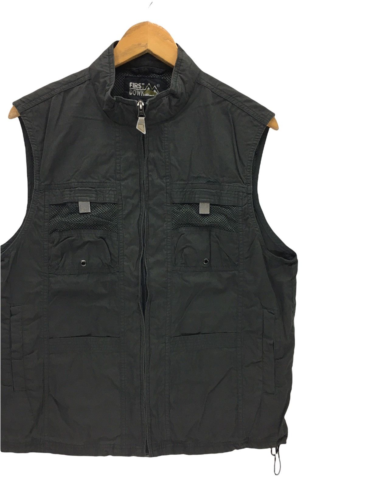 Japanese Brand Vintage First Down Multiple Pocket Tectical Vest Jacket Size US M / EU 48-50 / 2 - 5 Thumbnail