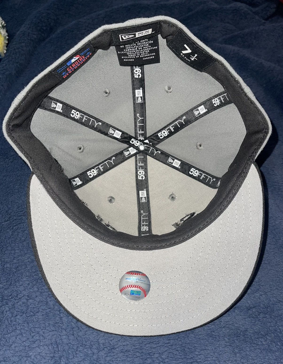 New Era LAST DROP EVER Sinclair Global ChristianGrey NY Fitted 7-1/4 Size ONE SIZE - 8 Thumbnail