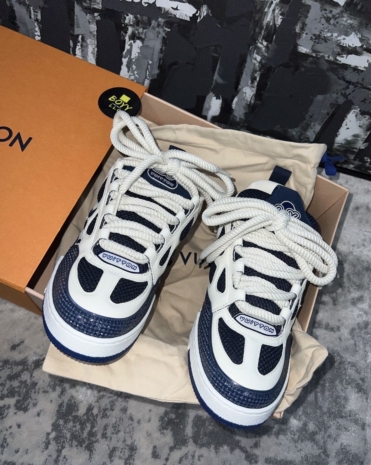 Louis Vuitton LOUIS VUITTON SKATE TRAINERS Size US 8 / EU 41 - 2 Thumbnail