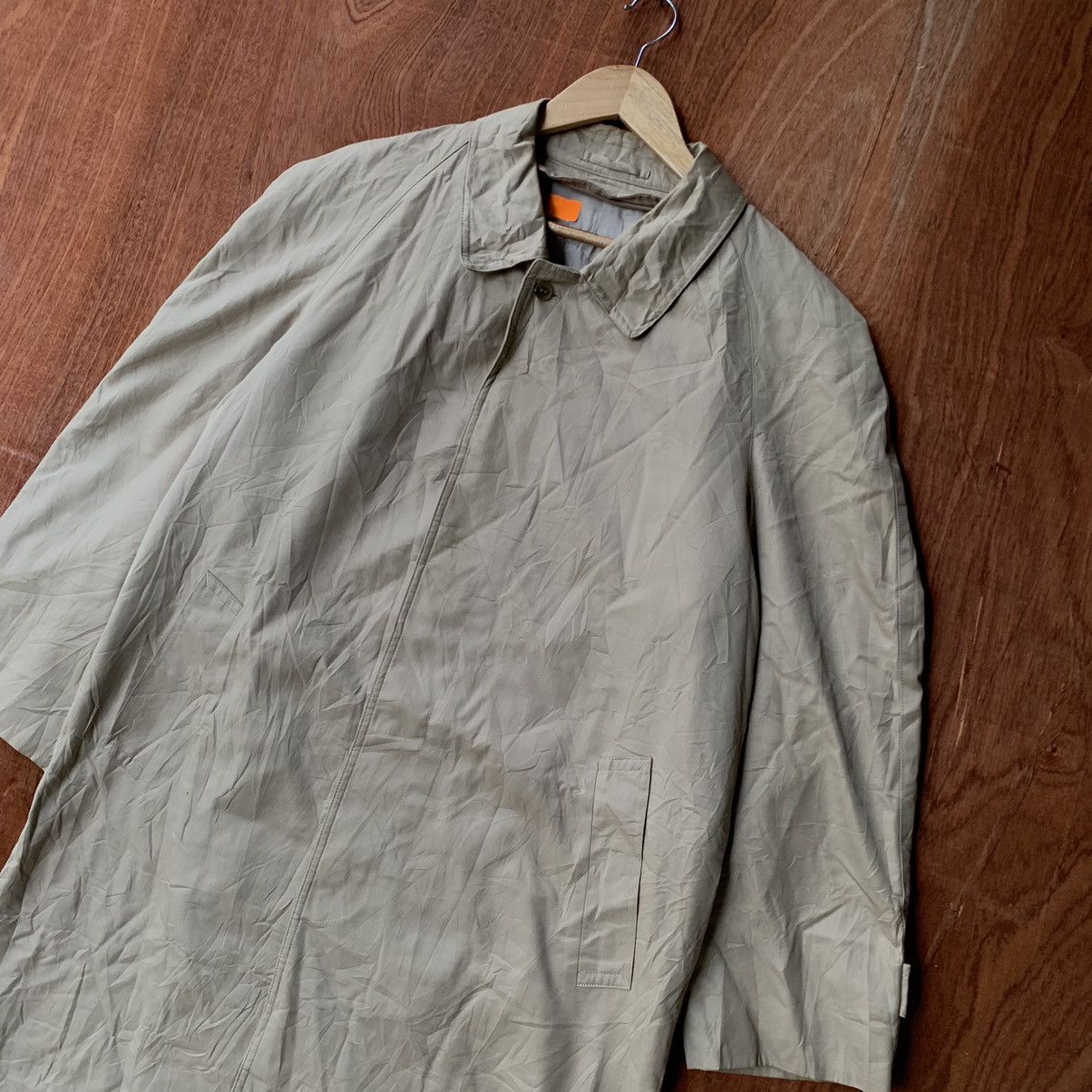 Yves Saint Laurent Authentic Yves Saint Laurent Trench Coat Fits S-M Size US M / EU 48-50 / 2 - 5 Thumbnail