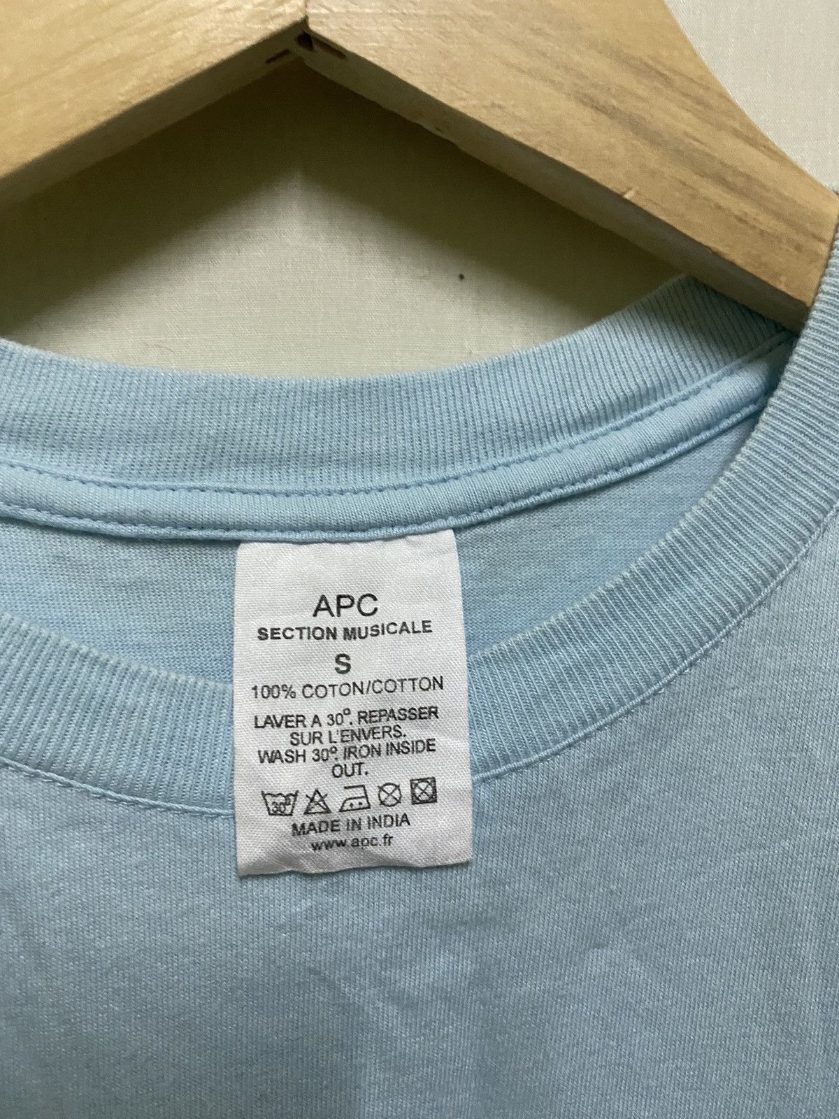 A.P.C. × Designer A.P.C Section Musicale Tee Tops T-shirt Size S / US 4 / IT 40 - 3 Thumbnail