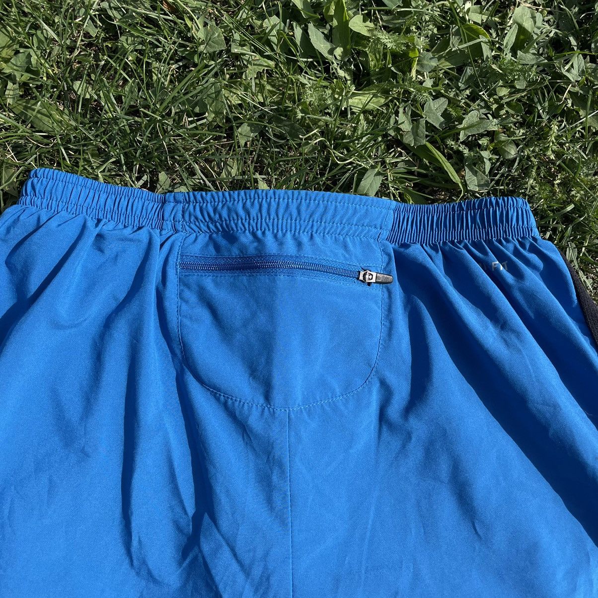 Nike Vintage 90s Nike Swoosh Logo Shorts Streetwear Size US 32 / EU 48 - 6 Thumbnail
