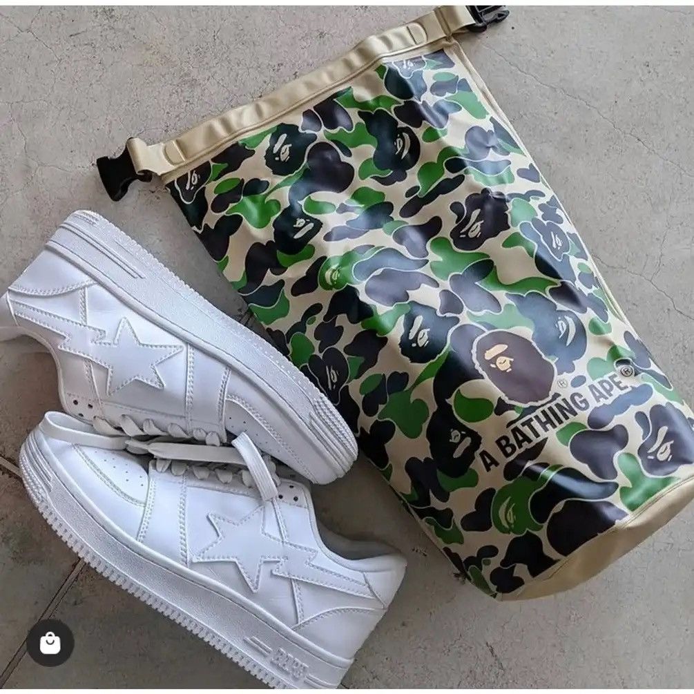 Bape 🇯🇵 Bape Waterproof Dry Bag ABC Camo E Mook Size ONE SIZE - 5 Thumbnail