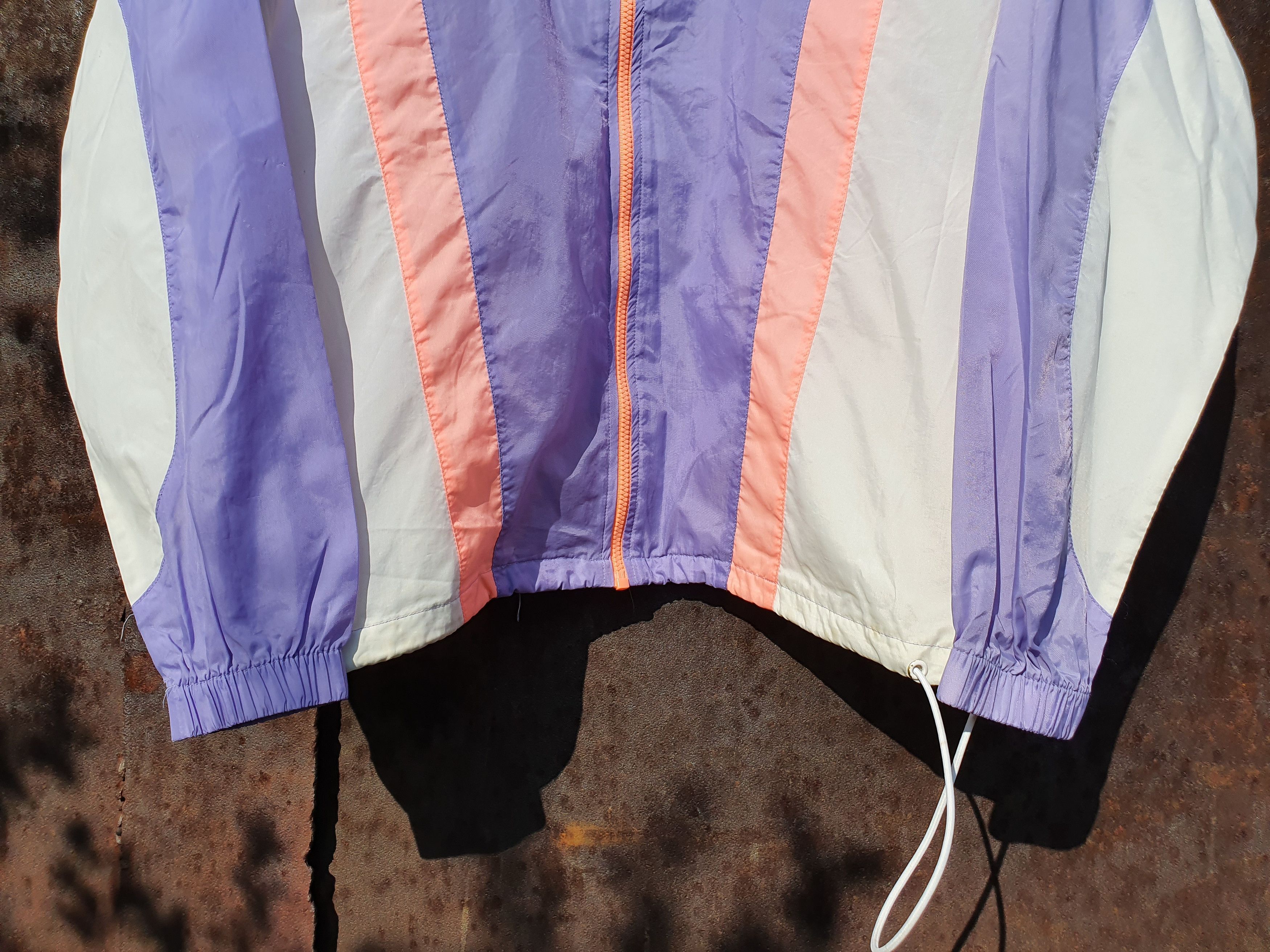 Nike × Vintage Vintage 90s NIKE Running Light Nylon Jacket Track Top Size US L / EU 52-54 / 3 - 12 Thumbnail