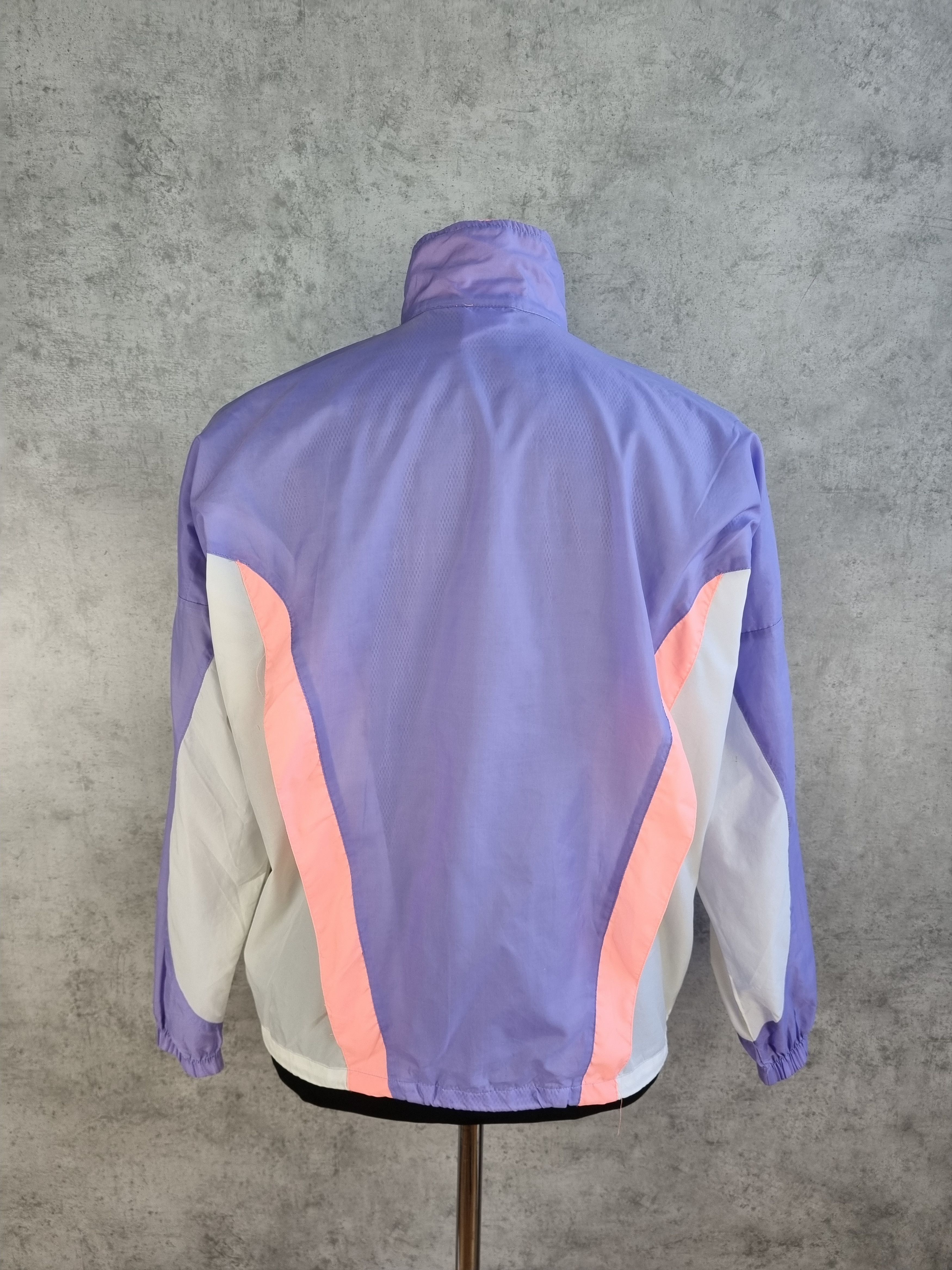 Nike × Vintage Vintage 90s NIKE Running Light Nylon Jacket Track Top Size US L / EU 52-54 / 3 - 14 Thumbnail