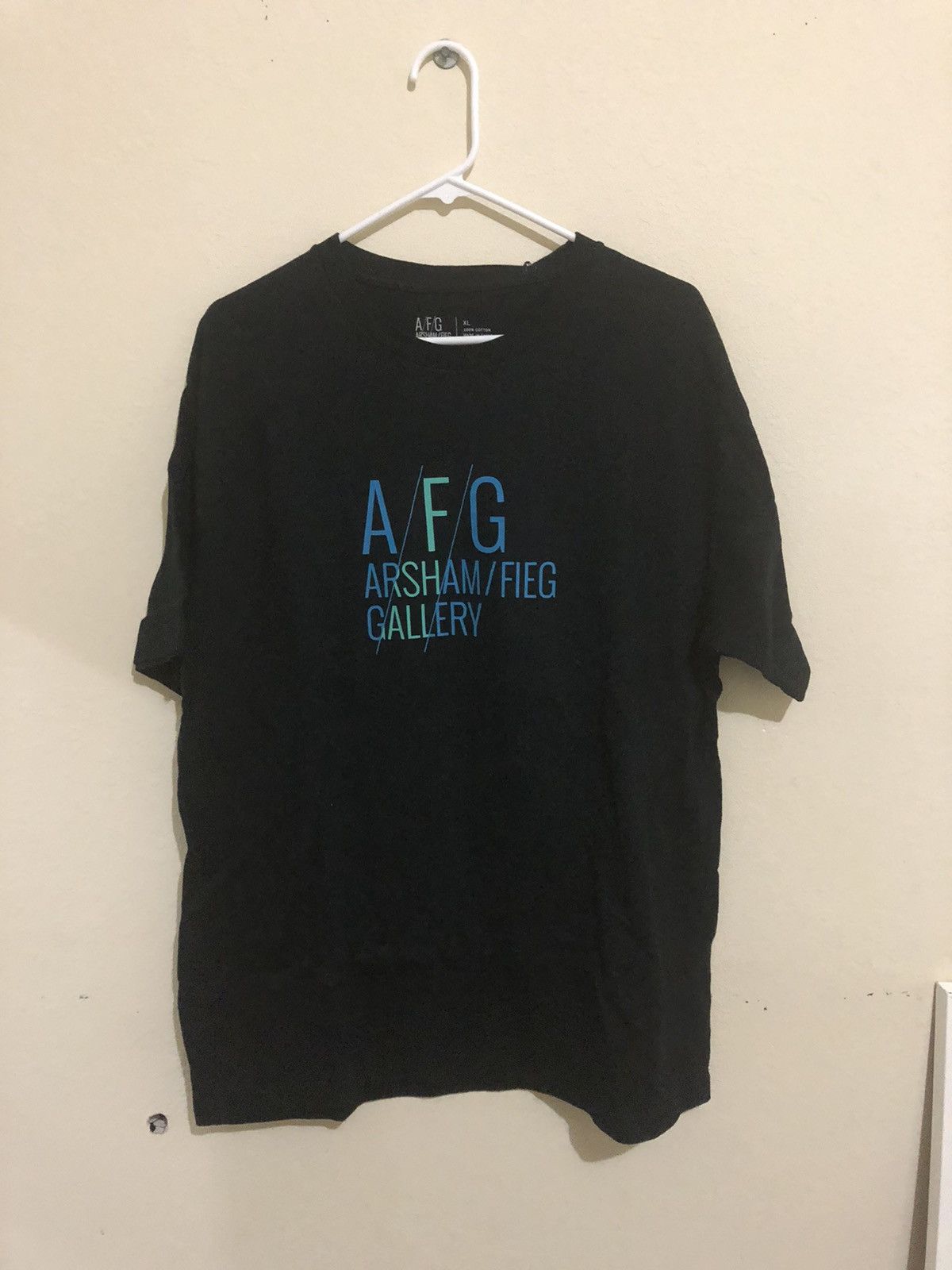 Kith NWT Kith Arsham Fieg gallery t-shirt XL Size US XL / EU 56 / 4 - 1 Thumbnail