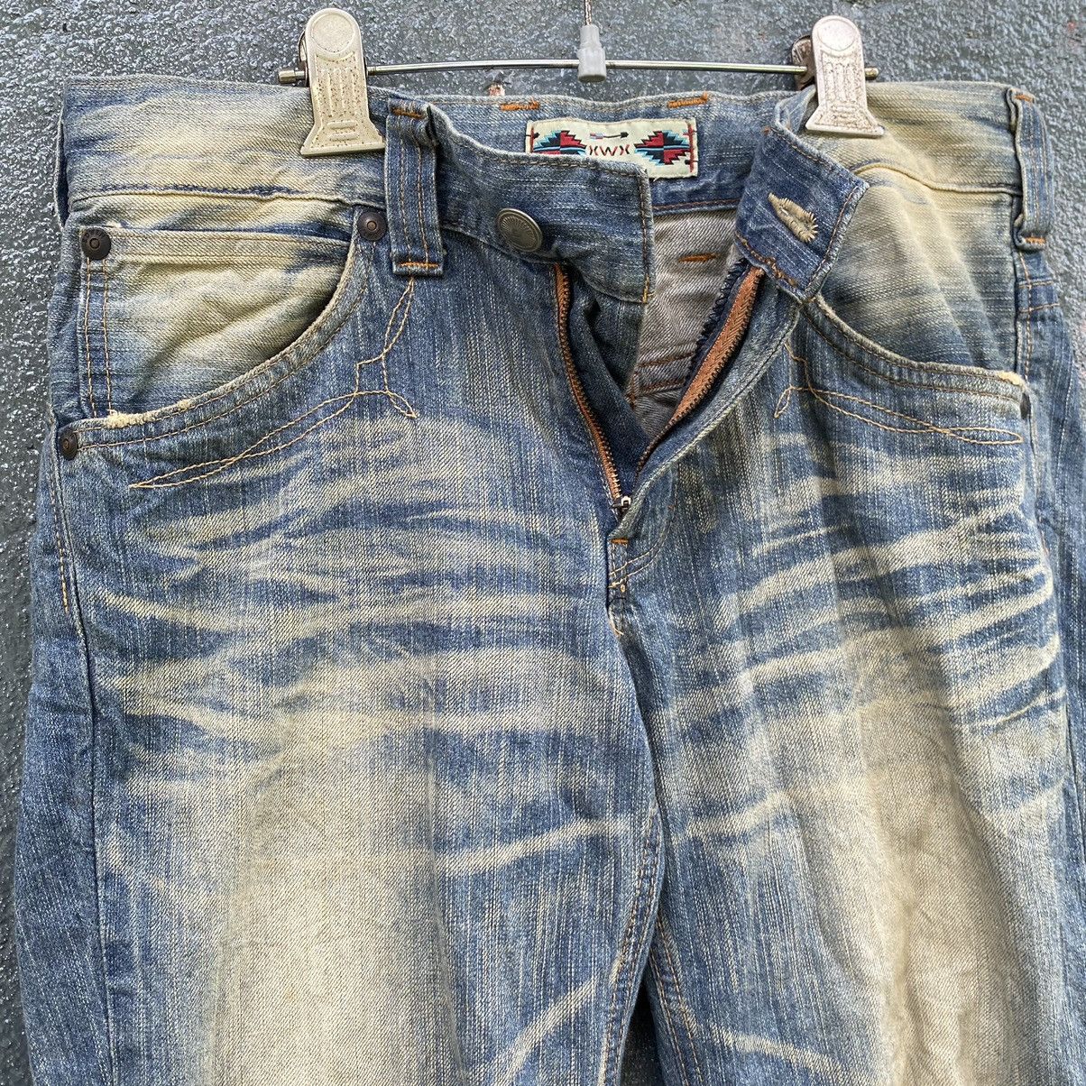 Edwin Thrashed Vintage Edwin Navajo Flare ERD GRUNGE JEANS Size US 31 - 4 Thumbnail