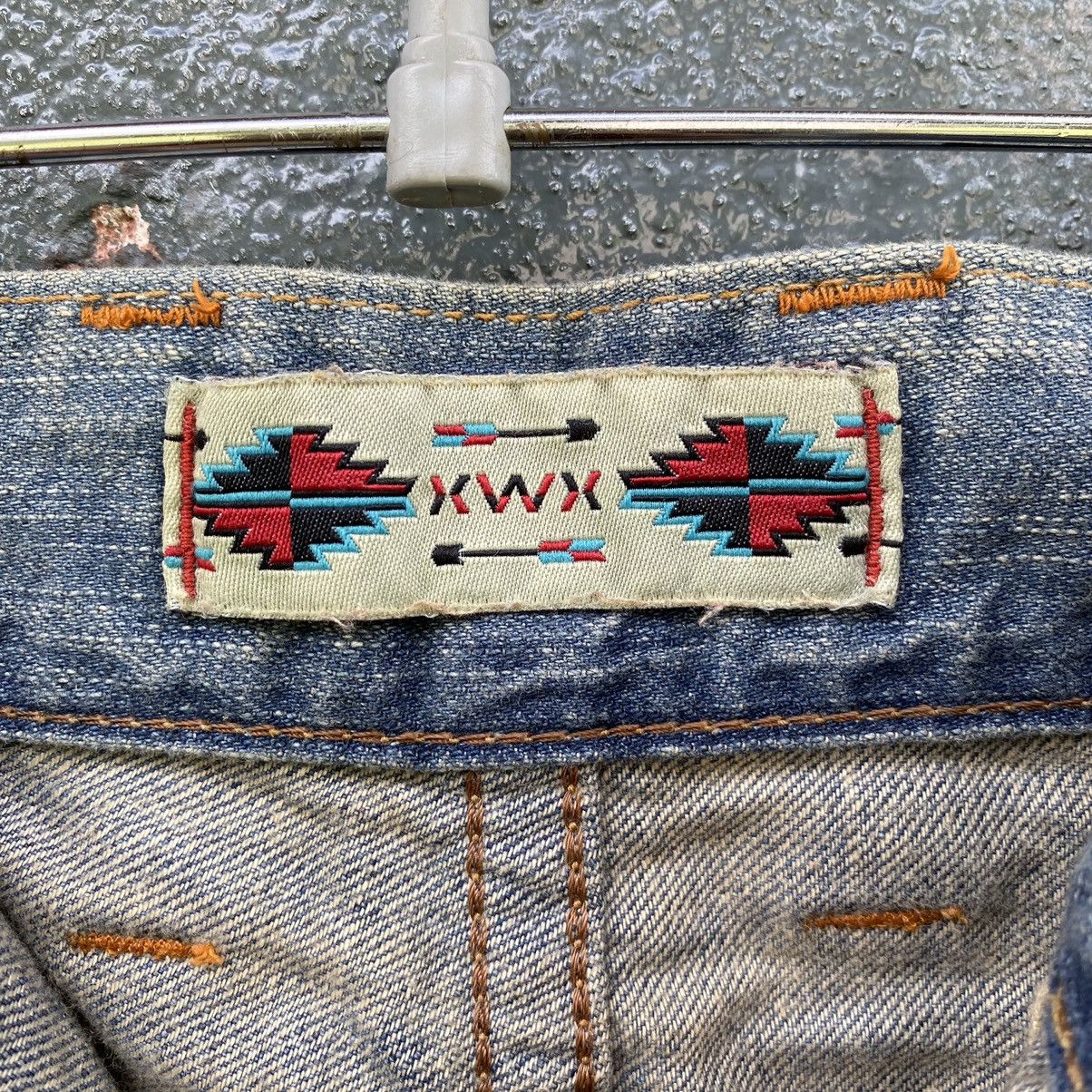 Edwin Thrashed Vintage Edwin Navajo Flare ERD GRUNGE JEANS Size US 31 - 6 Thumbnail
