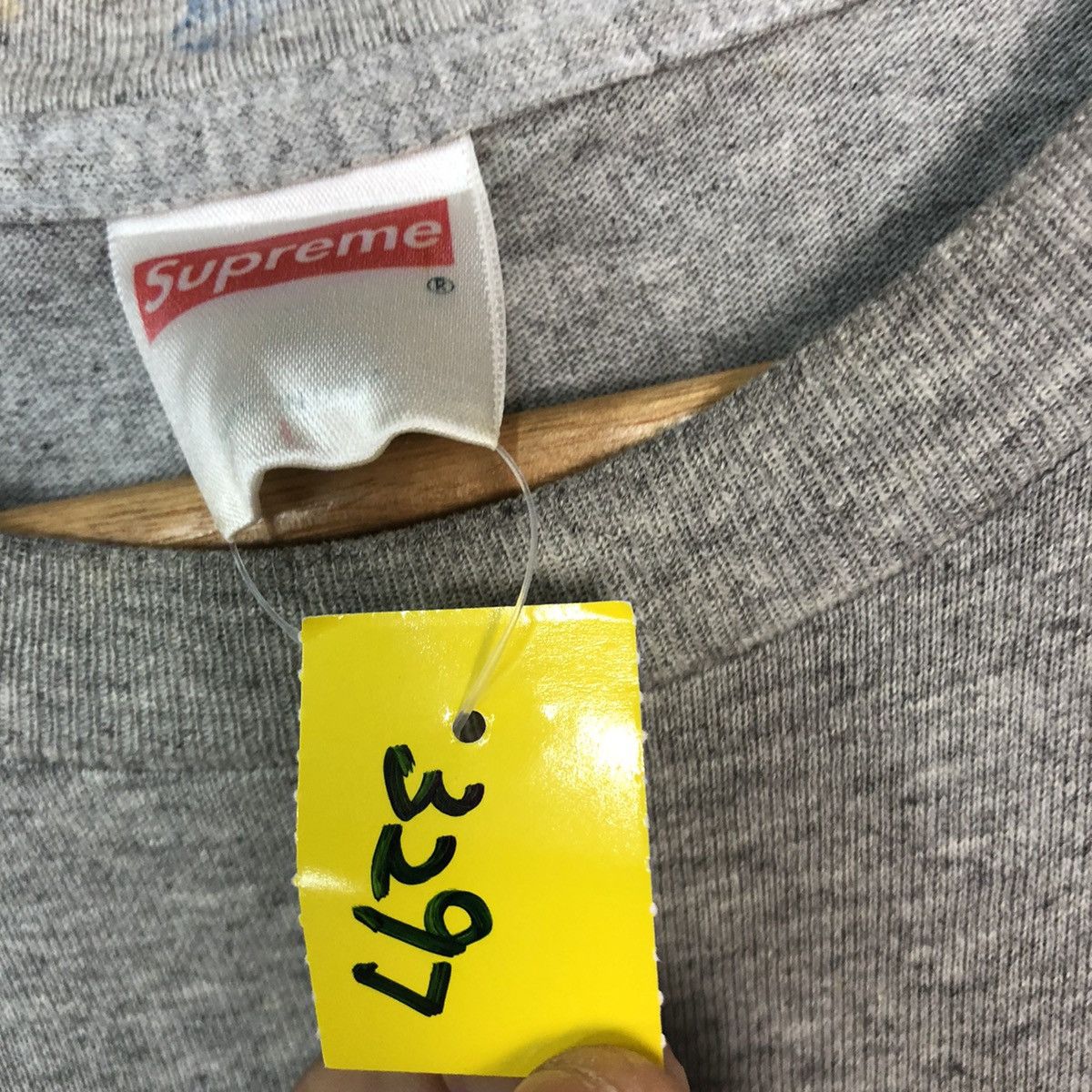 Supreme DL Supreme supremo Te Cojo Te Mojo Grey Tshirt #3297 Size US L / EU 52-54 / 3 - 11 Thumbnail