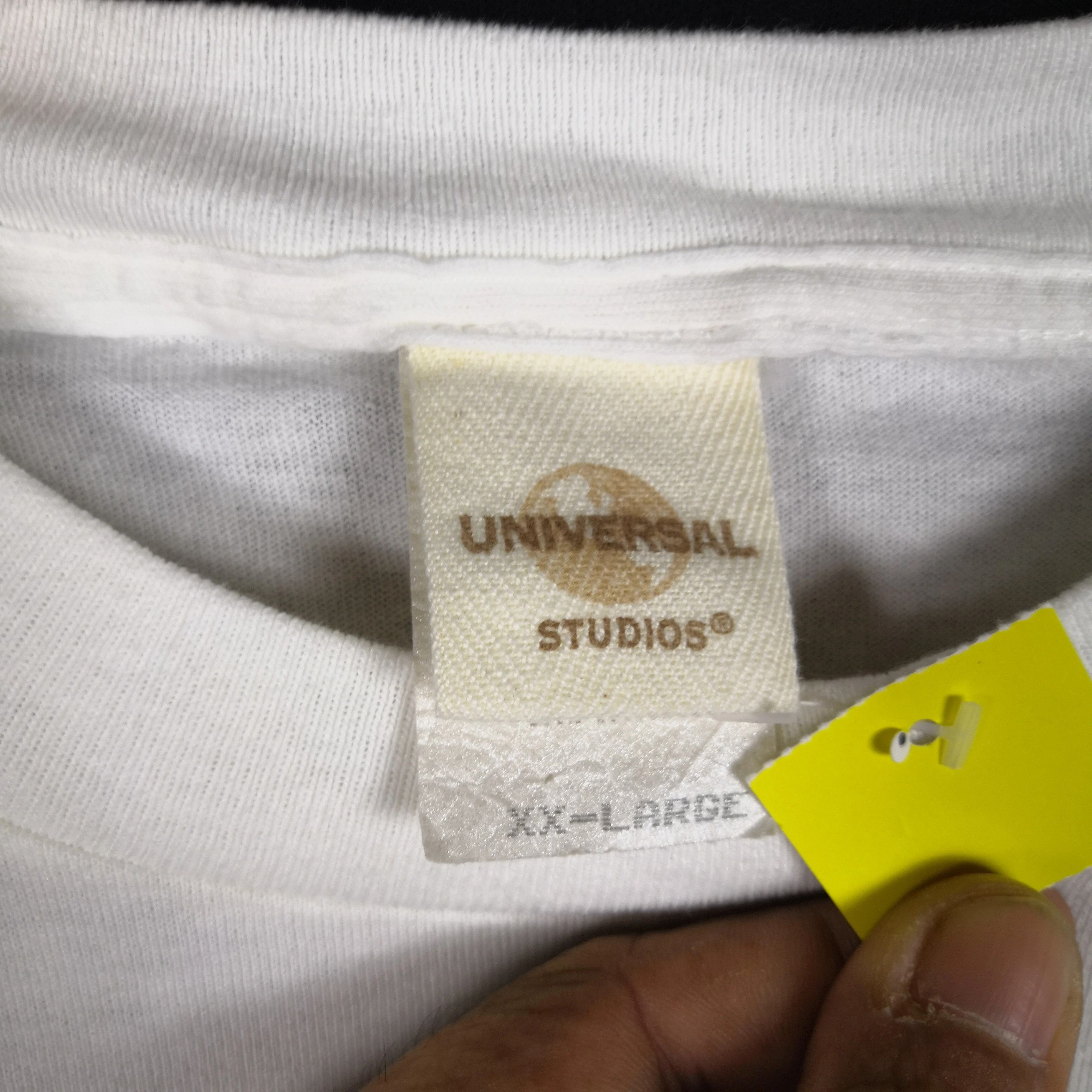 Vintage Vintage Jurassic Park Tshirt Universal Studio Survived Tees Size US XL / EU 56 / 4 - 7 Thumbnail