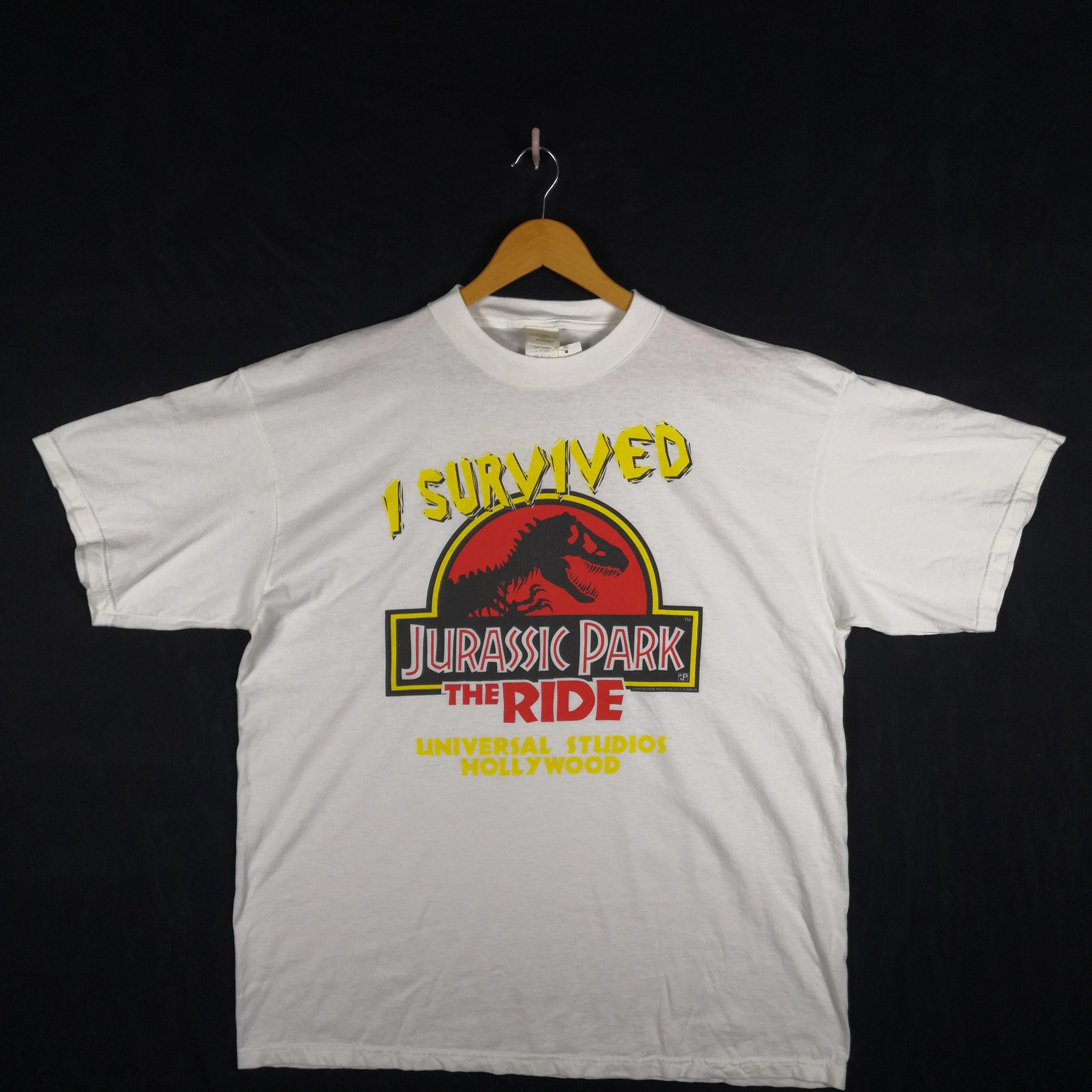 Vintage Vintage Jurassic Park Tshirt Universal Studio Survived Tees Size US XL / EU 56 / 4 - 2 Thumbnail