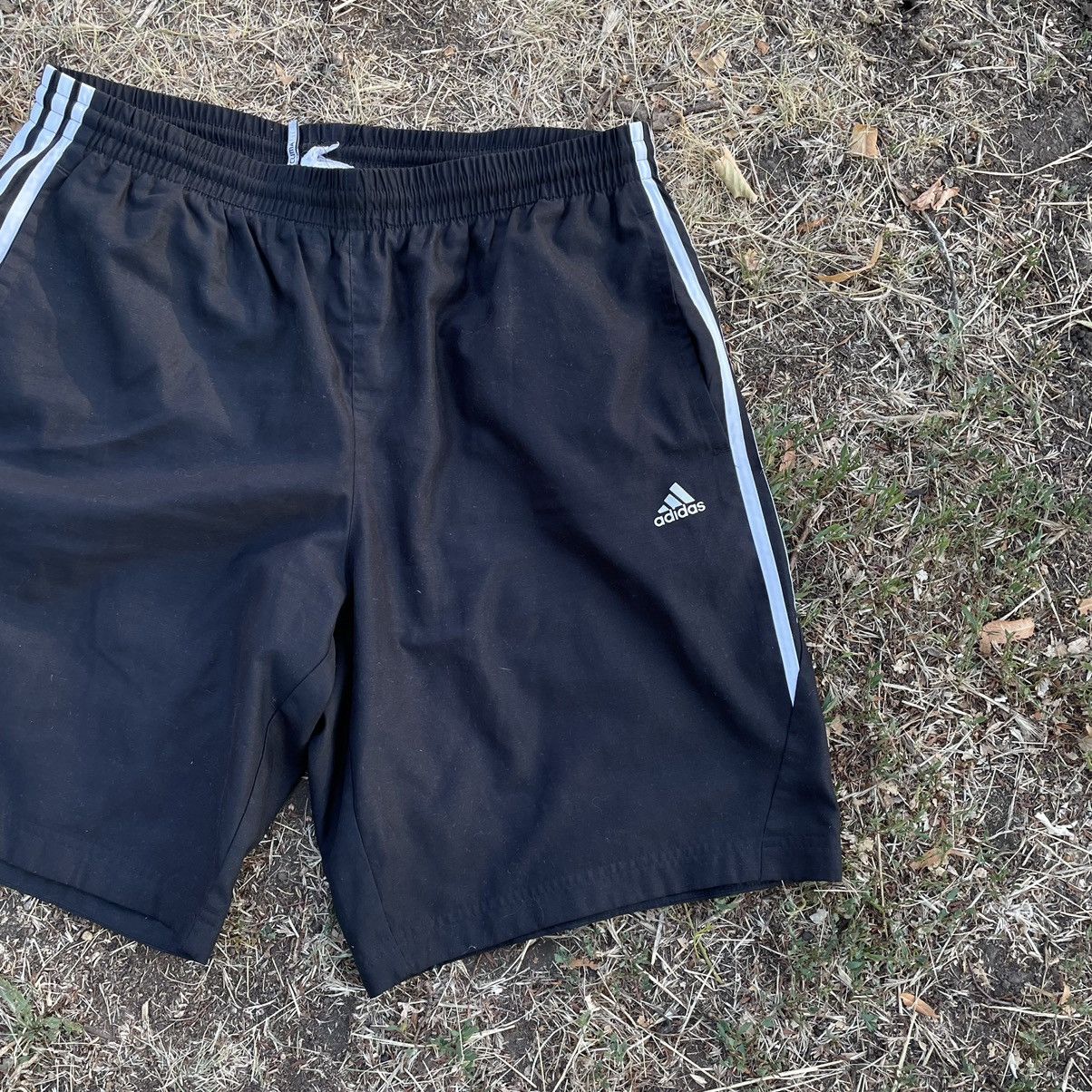 Vintage Vintage Y2K Adidas Nylon Shorts Striped Logo Streetwear 32 Size US 32 / EU 48 - 2 Thumbnail