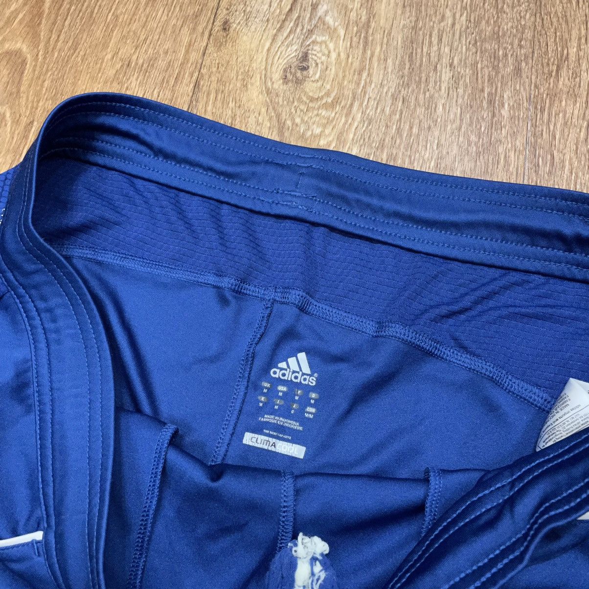 Adidas Vintage Y2K Adidas Stripes Shorts Streetwear Size M Size US 32 / EU 48 - 6 Thumbnail