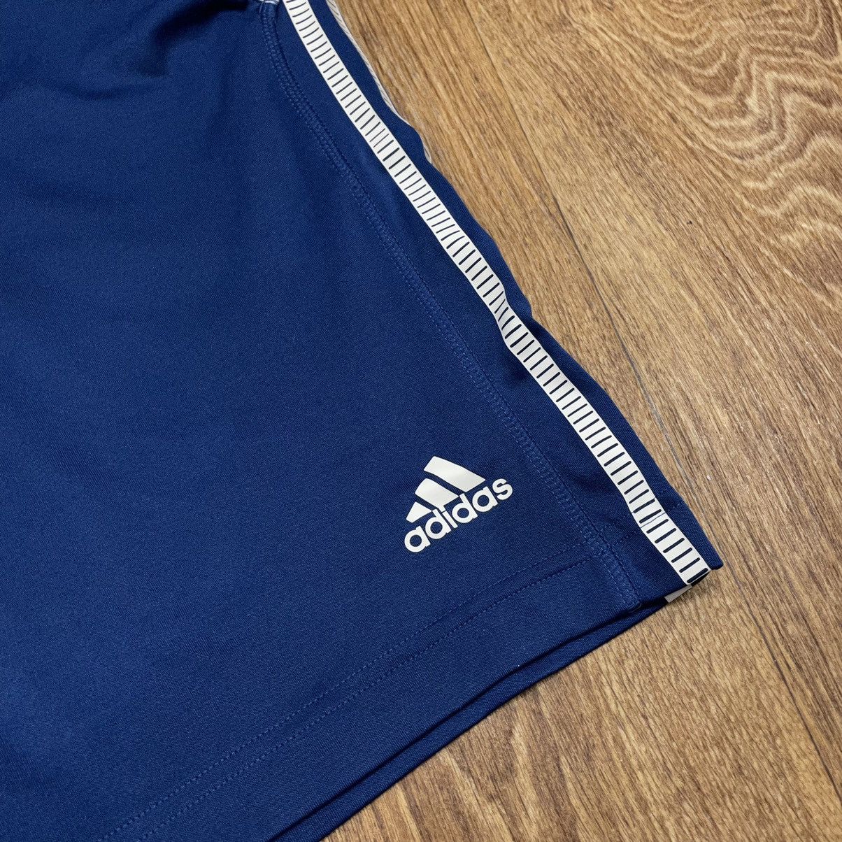 Adidas Vintage Y2K Adidas Stripes Shorts Streetwear Size M Size US 32 / EU 48 - 5 Thumbnail