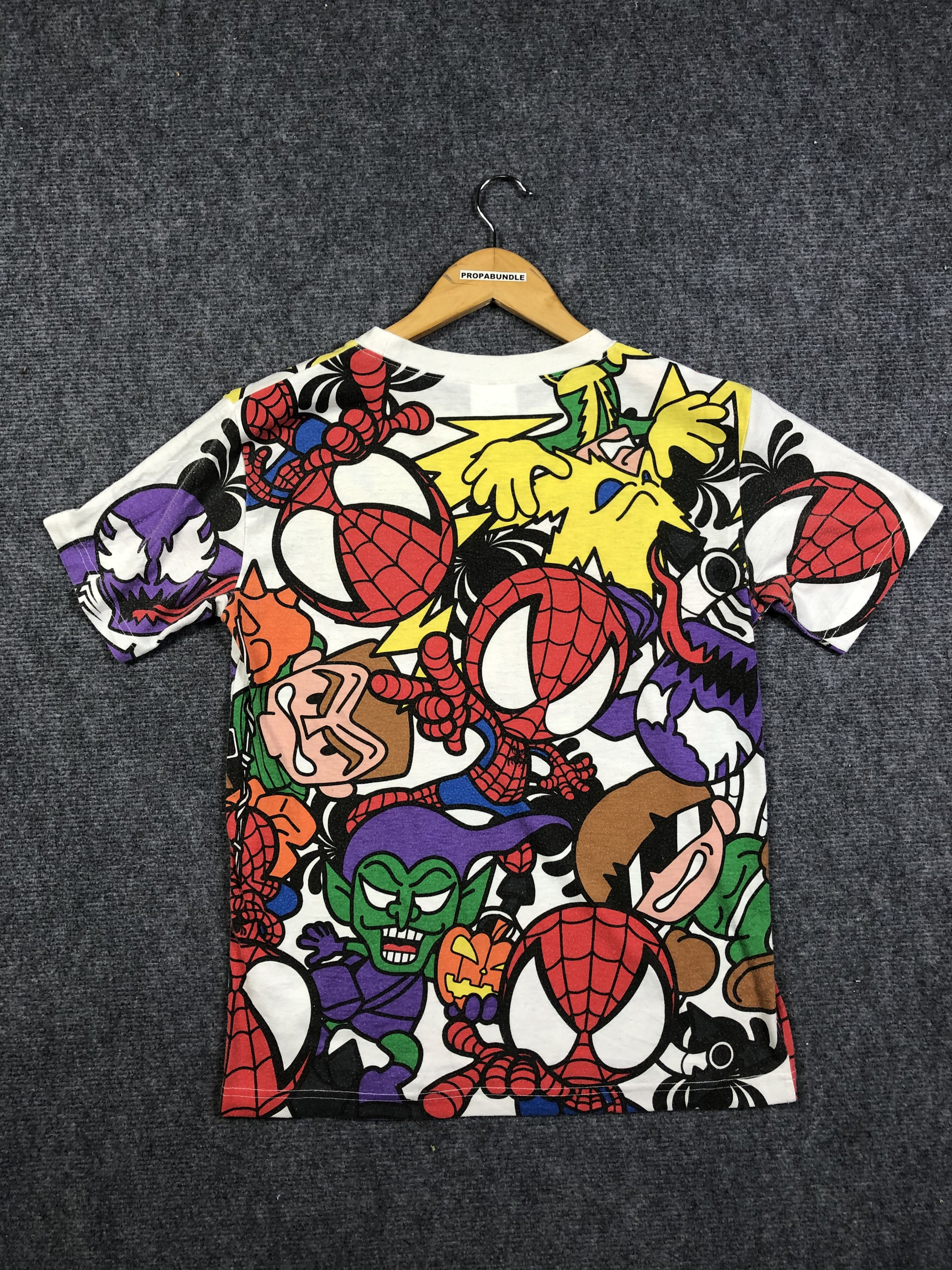 Marvel Comics Spider man Fullprint Tshirt Size US S / EU 44-46 / 1 - 5 Thumbnail