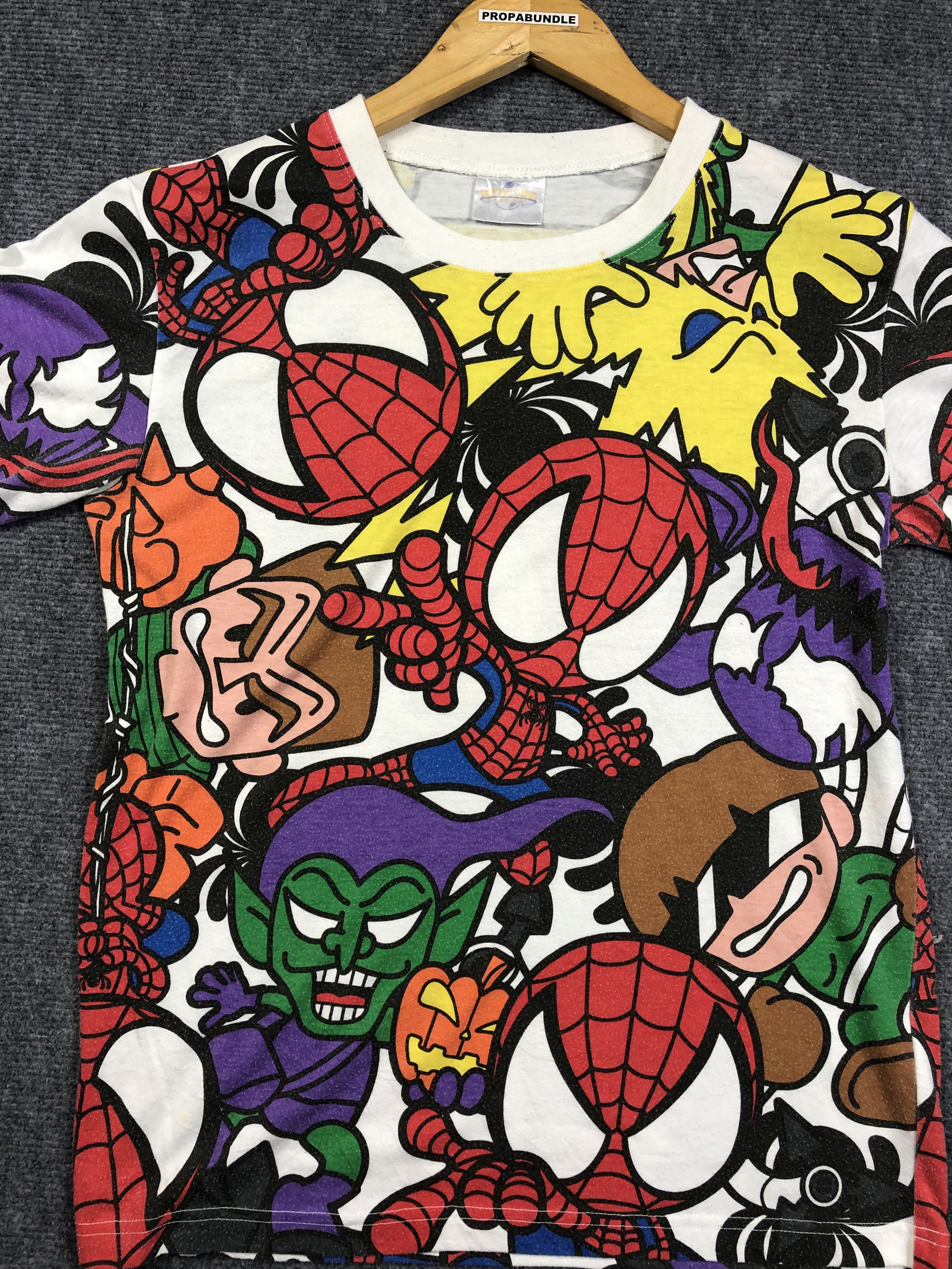 Marvel Comics Spider man Fullprint Tshirt Size US S / EU 44-46 / 1 - 2 Thumbnail