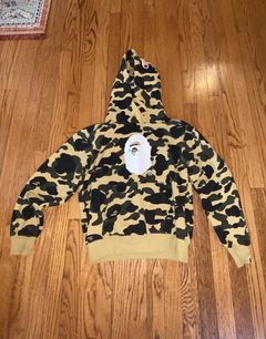 Kollisionskursus en million bjerg Bape × Champion | Grailed