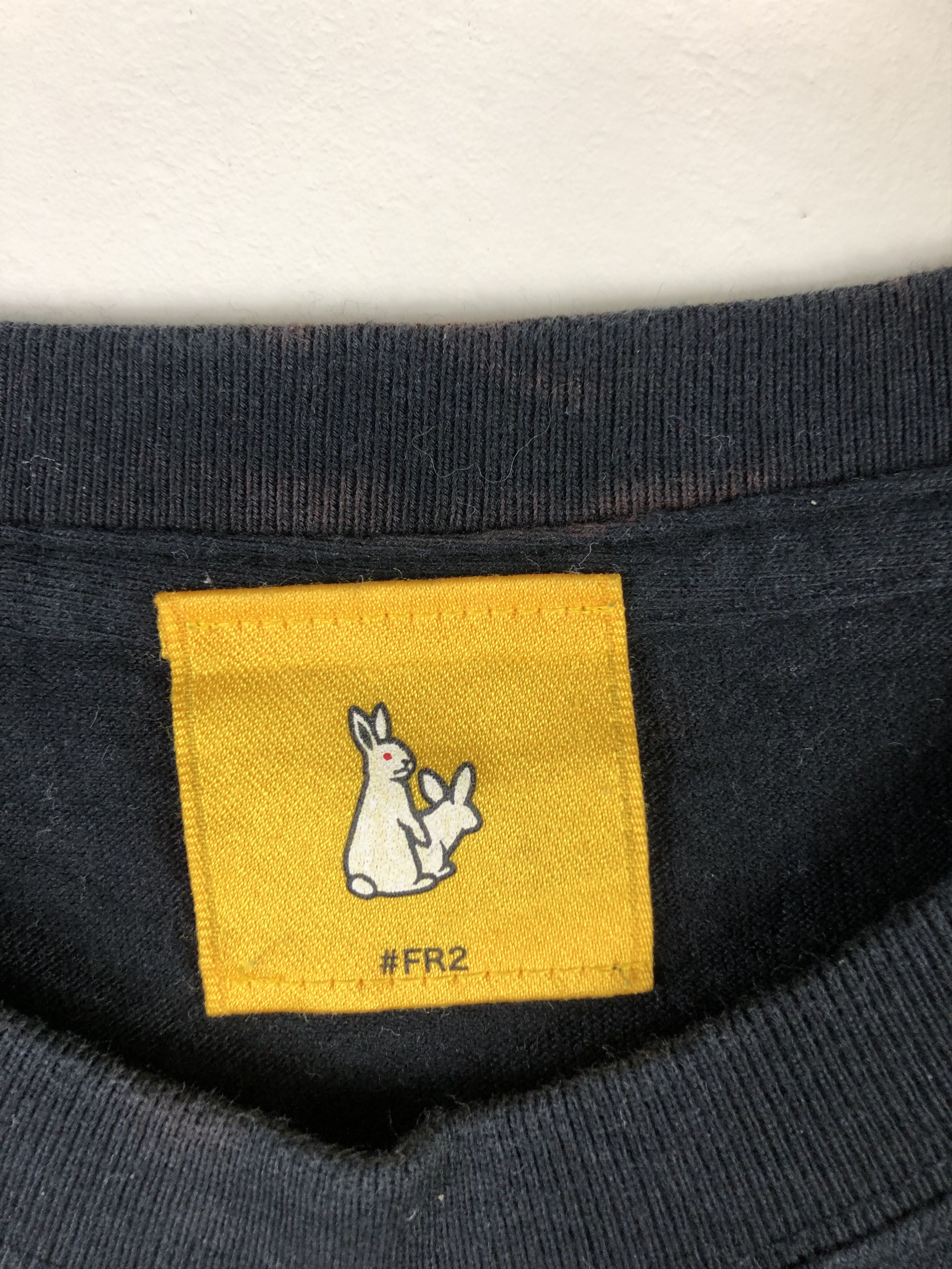 FR2 Fxxking Rabbits Tshirt Size US L / EU 52-54 / 3 - 3 Thumbnail