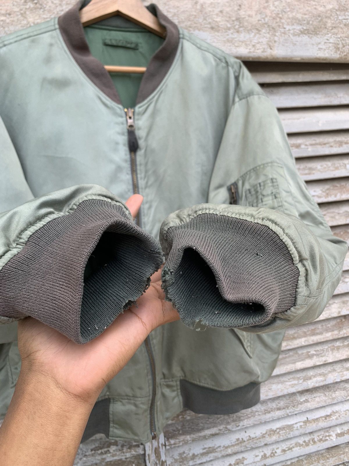 Vintage 🪖Vintage THRASHED MA-1 Man Intermediate Bomber Jacket Size US L / EU 52-54 / 3 - 12 Thumbnail
