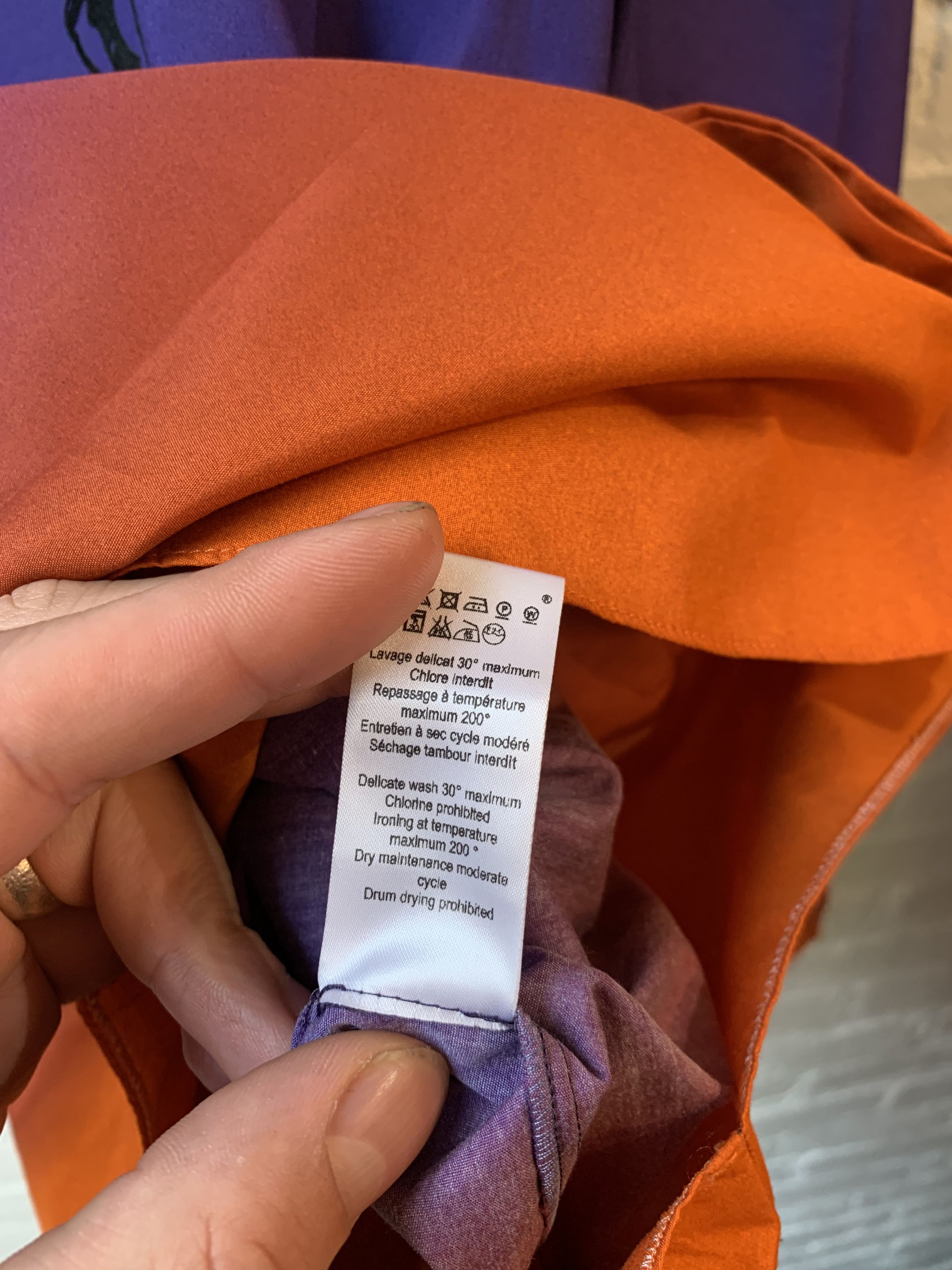 Louis Vuitton × Virgil Abloh Louis Vuitton Virgil Abloh Employee only Hombre Button Shirt Size US S / EU 44-46 / 1 - 7 Thumbnail