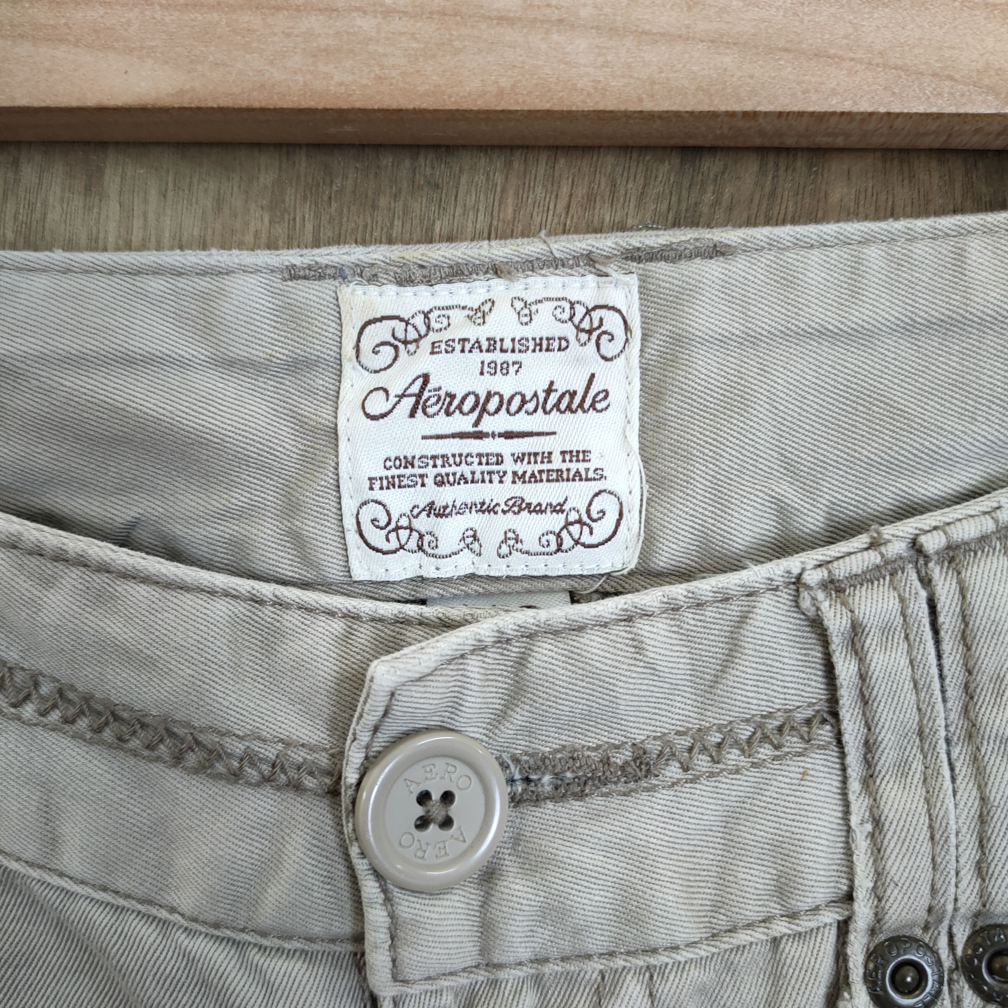 Aeropostale VINTAGE AEROPOSTALE BOOTCUT FLARE CARGO PANTS Size US 31 - 9 Thumbnail