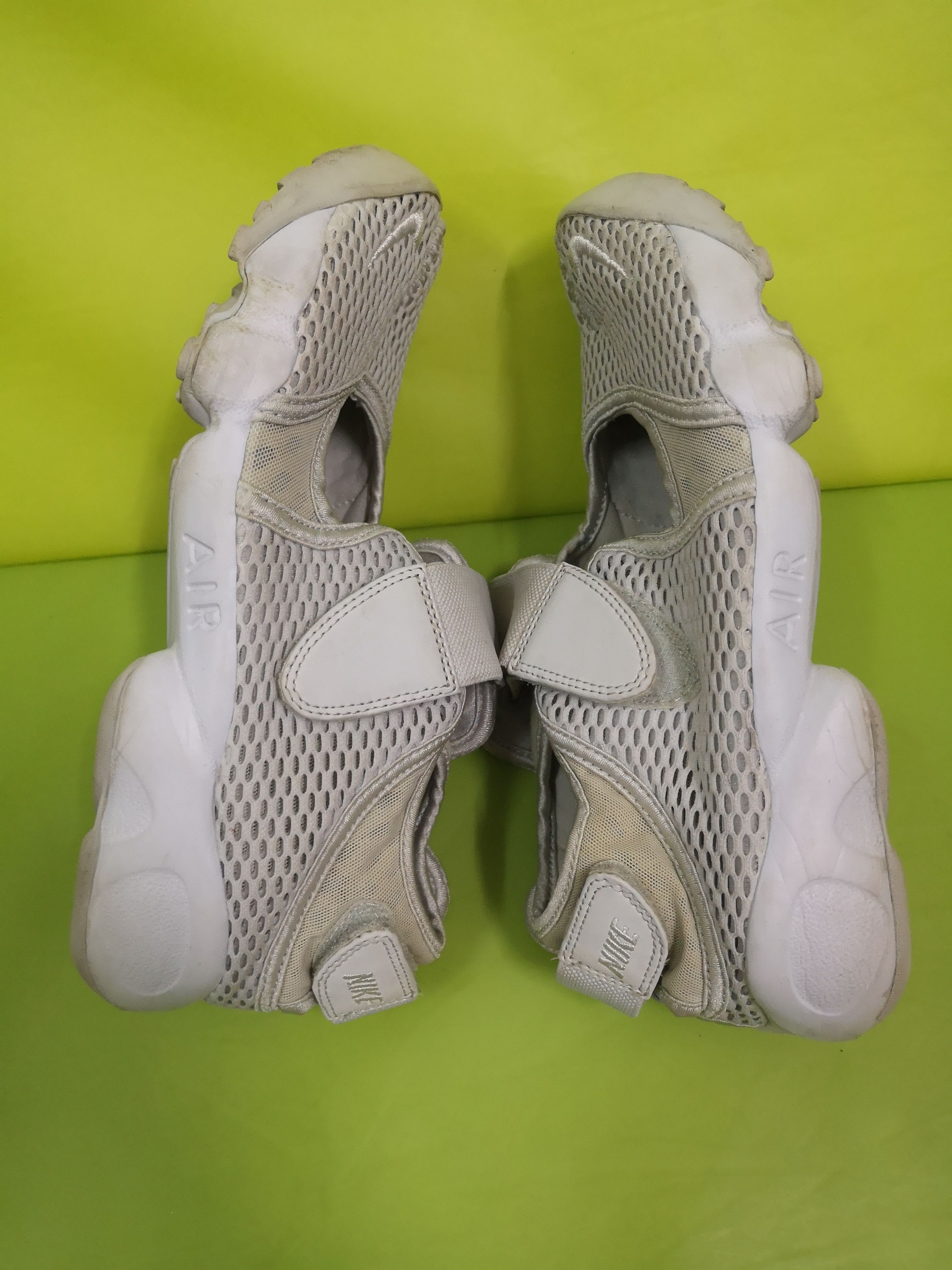 Nike Nike Air Rift Tabi Swoosh Size US 8 / EU 41 - 6 Thumbnail