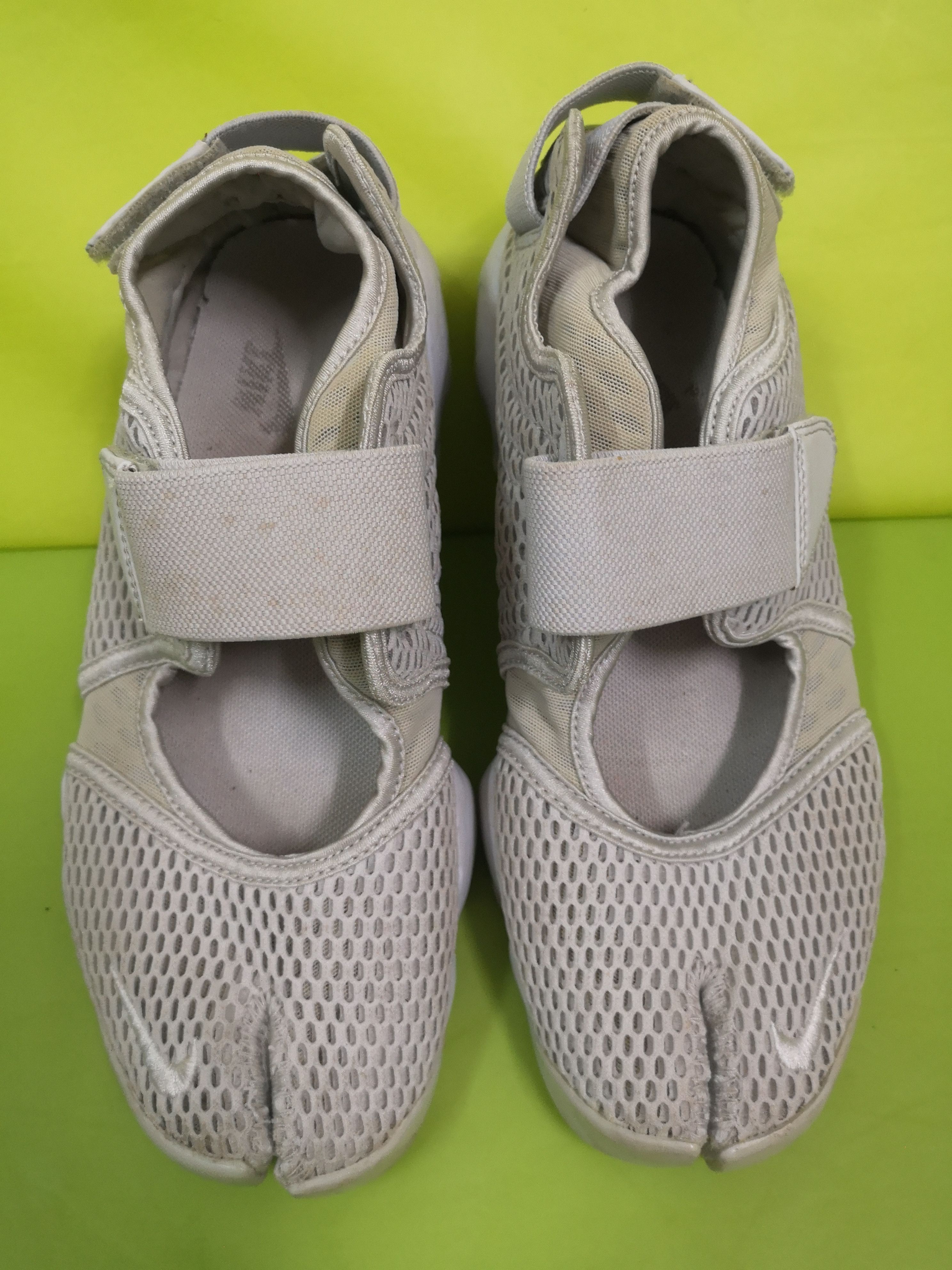 Nike Nike Air Rift Tabi Swoosh Size US 8 / EU 41 - 1 Thumbnail