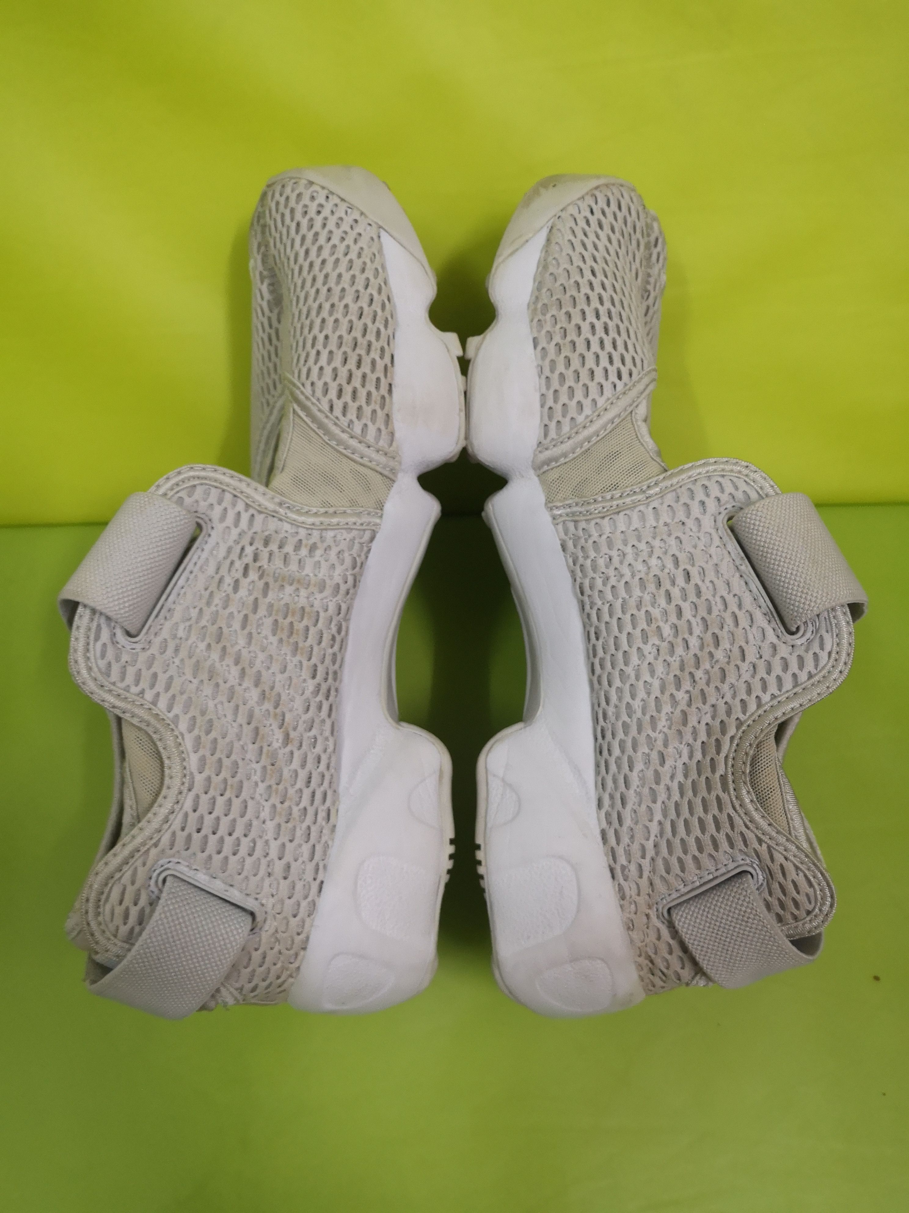 Nike Nike Air Rift Tabi Swoosh Size US 8 / EU 41 - 7 Thumbnail