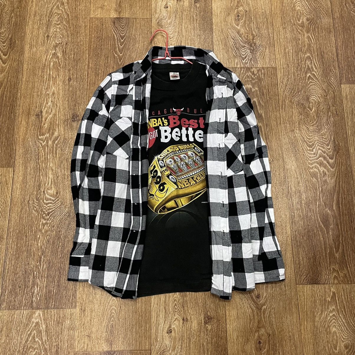 Vintage Vintage 90s Plaid Shirt Graphic Tee Streetwear Grunge Boxy M Size US M / EU 48-50 / 2 - 1 Thumbnail
