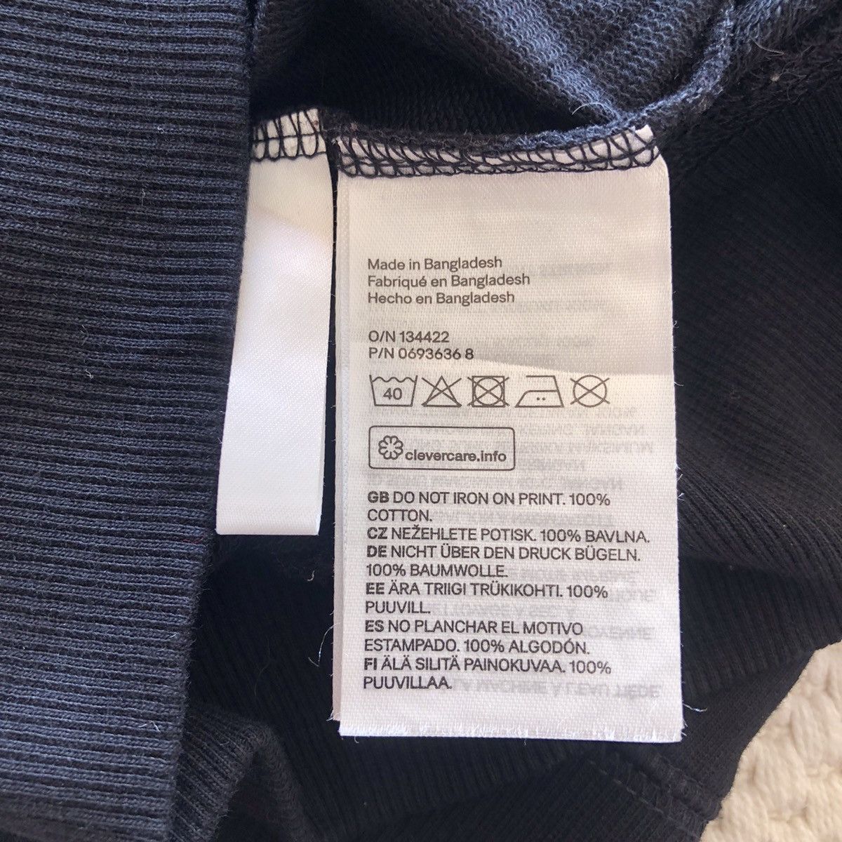 H&M Ghostbusters Sweatshirt Hoodie Sweater by H&M Size US S / EU 44-46 / 1 - 12 Thumbnail