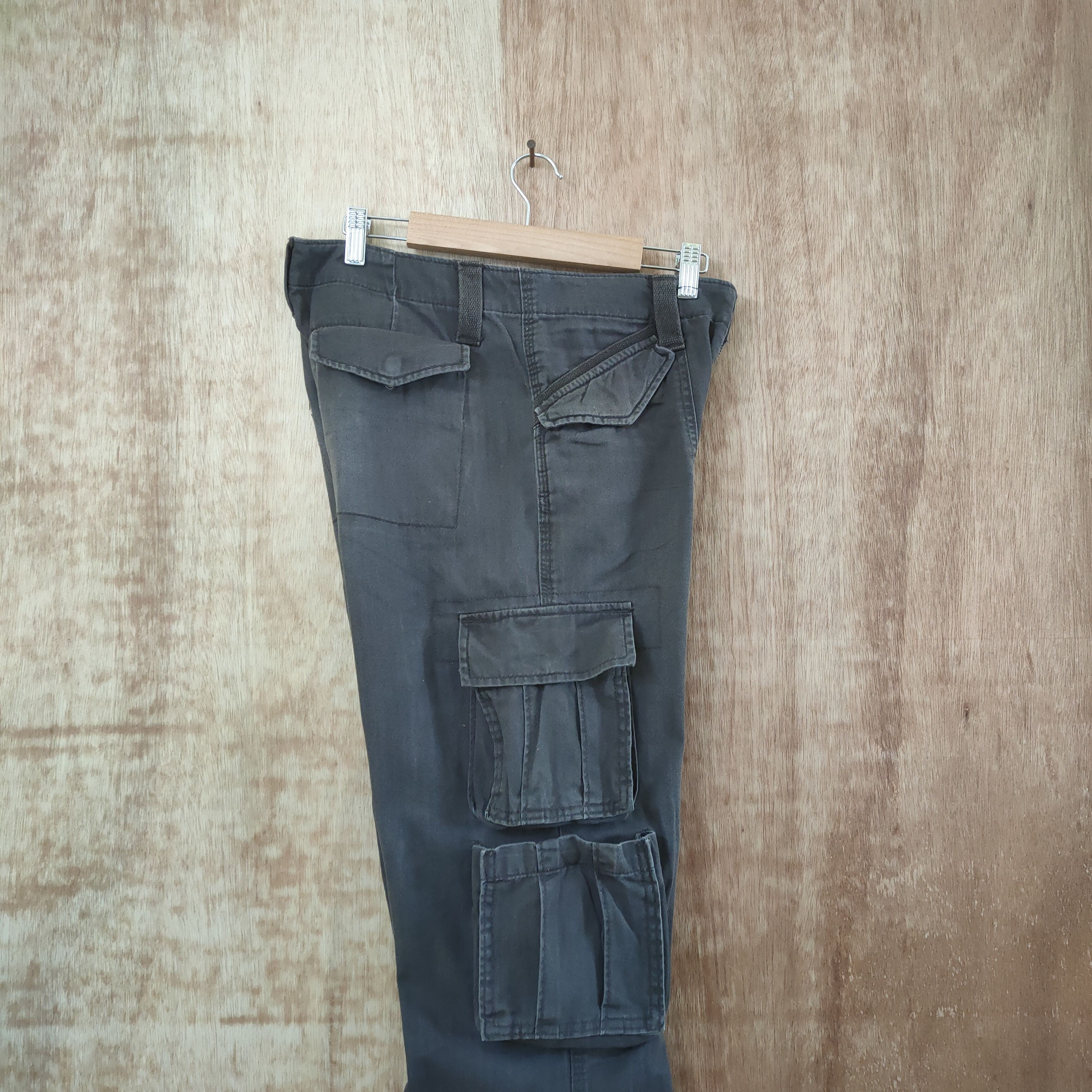 Japanese Brand VINTAGE JAPANESE BRAND DOUBLE KNEE CARGO PANTS Size US 30 / EU 46 - 8 Thumbnail