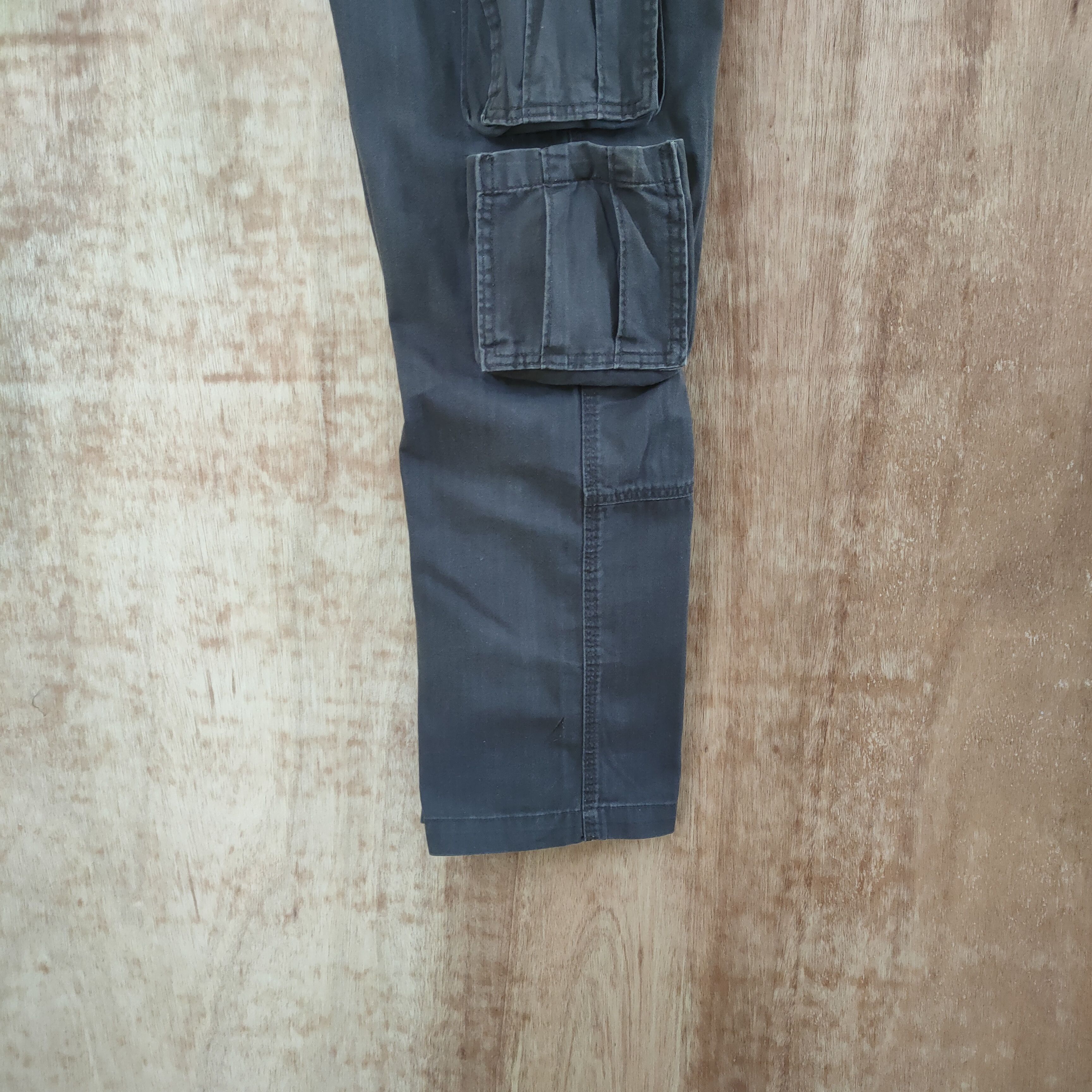 Japanese Brand VINTAGE JAPANESE BRAND DOUBLE KNEE CARGO PANTS Size US 30 / EU 46 - 9 Thumbnail